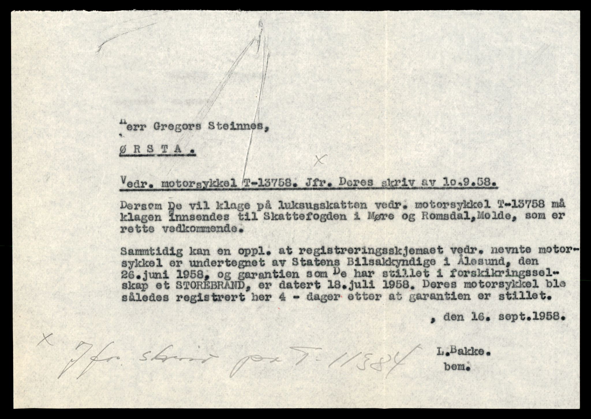 Møre og Romsdal vegkontor - Ålesund trafikkstasjon, AV/SAT-A-4099/F/Fe/L0041: Registreringskort for kjøretøy T 13710 - T 13905, 1927-1998, p. 867