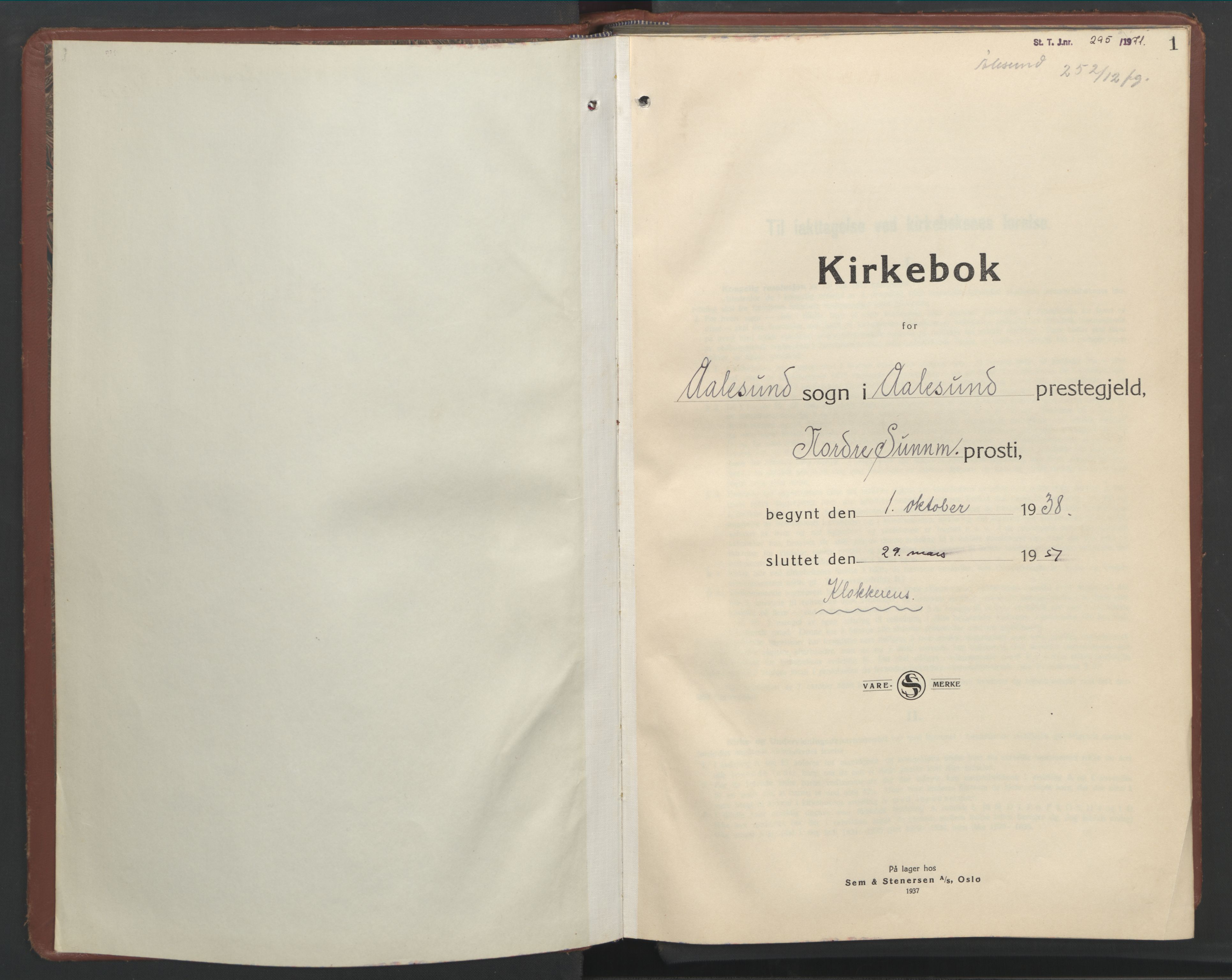 Ministerialprotokoller, klokkerbøker og fødselsregistre - Møre og Romsdal, AV/SAT-A-1454/529/L0478: Parish register (copy) no. 529C15, 1938-1951, p. 1