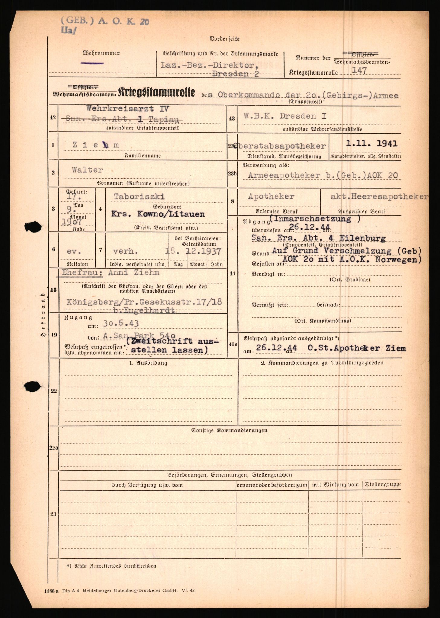 Forsvarets Overkommando. 2 kontor. Arkiv 11.4. Spredte tyske arkivsaker, AV/RA-RAFA-7031/D/Dar/Dara/L0019: Personalbøker og diverse, 1940-1945, p. 653