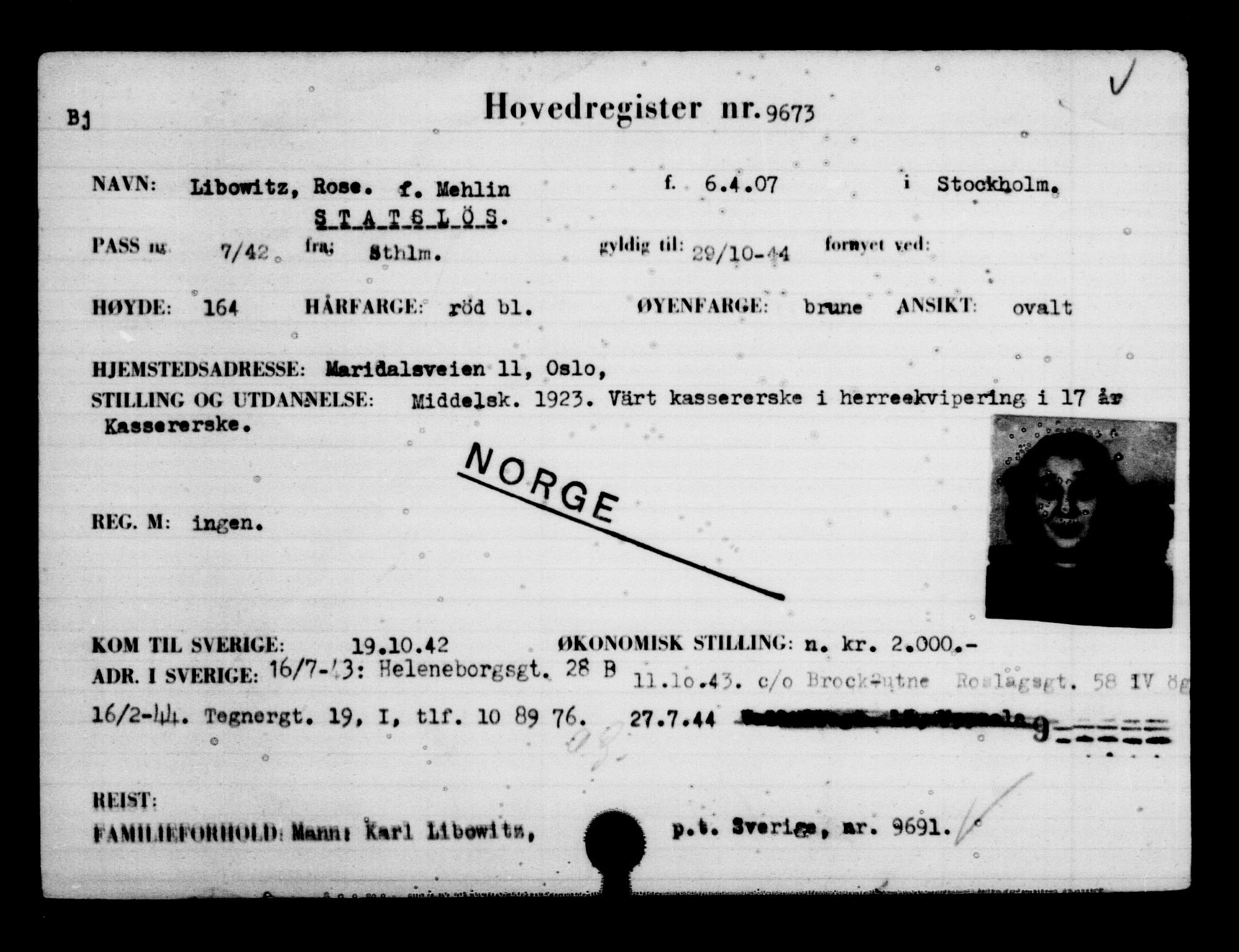 Den Kgl. Norske Legasjons Flyktningskontor, AV/RA-S-6753/V/Va/L0006: Kjesäterkartoteket.  Flyktningenr. 9400-12711, 1940-1945, p. 303