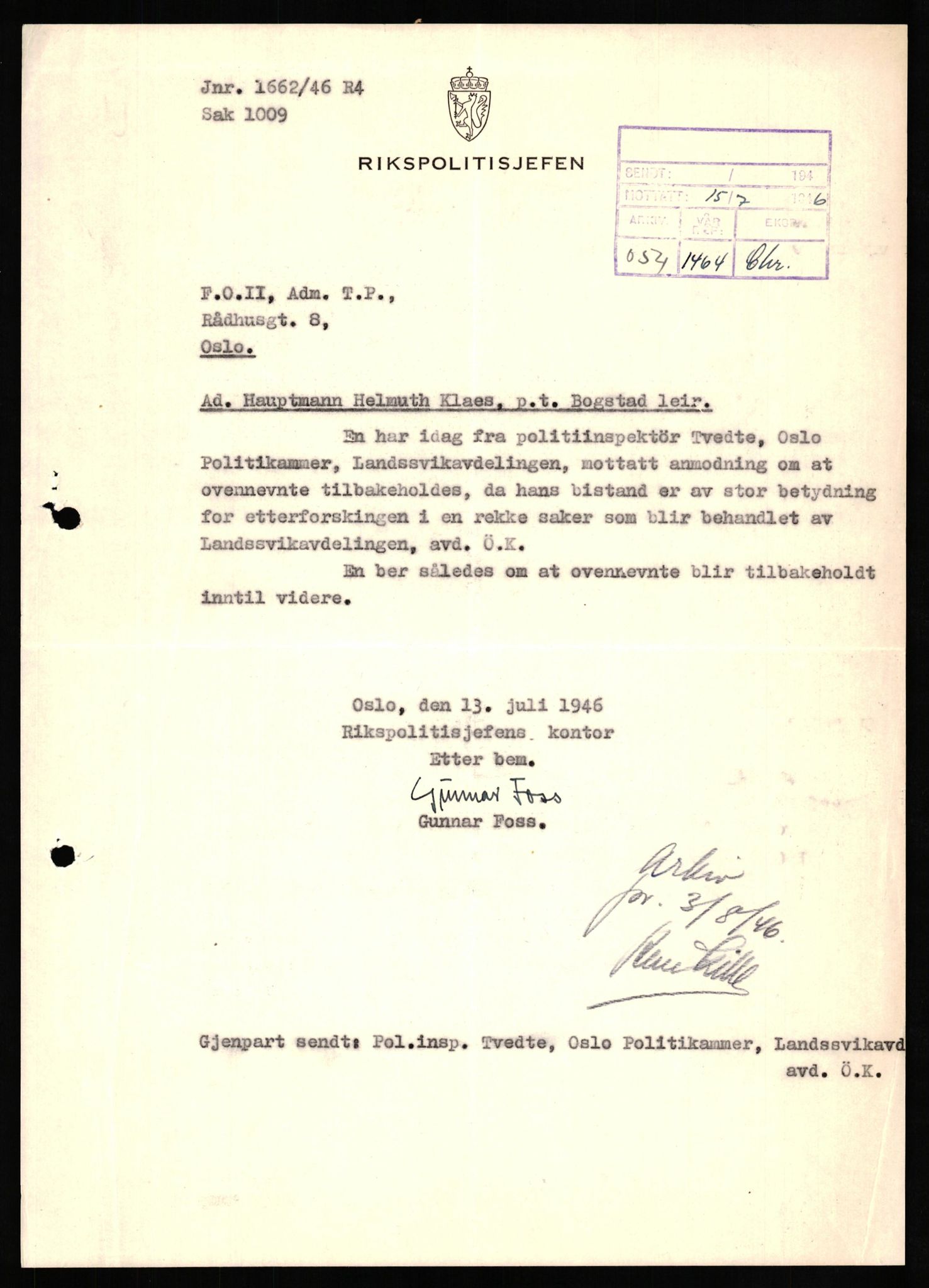 Forsvaret, Forsvarets overkommando II, AV/RA-RAFA-3915/D/Db/L0016: CI Questionaires. Tyske okkupasjonsstyrker i Norge. Tyskere., 1945-1946, p. 824