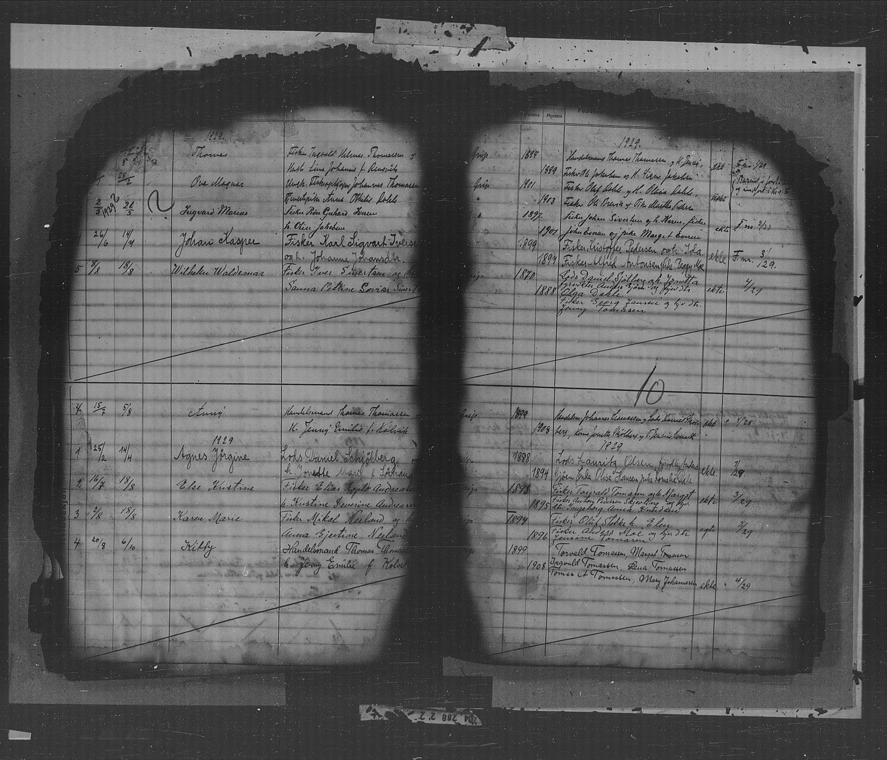 Kristiansund sokneprestkontor, SAT/A-1068/1/I/I1: Parish register (official) no. 37, 1920-1950, p. 10