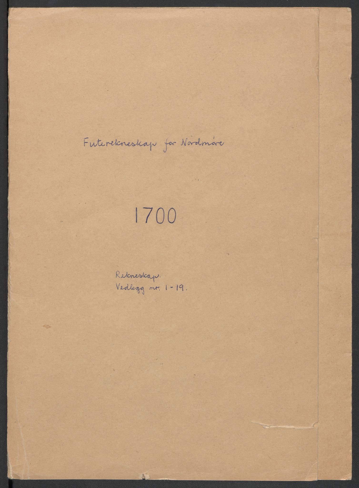 Rentekammeret inntil 1814, Reviderte regnskaper, Fogderegnskap, RA/EA-4092/R56/L3739: Fogderegnskap Nordmøre, 1700-1702, p. 2