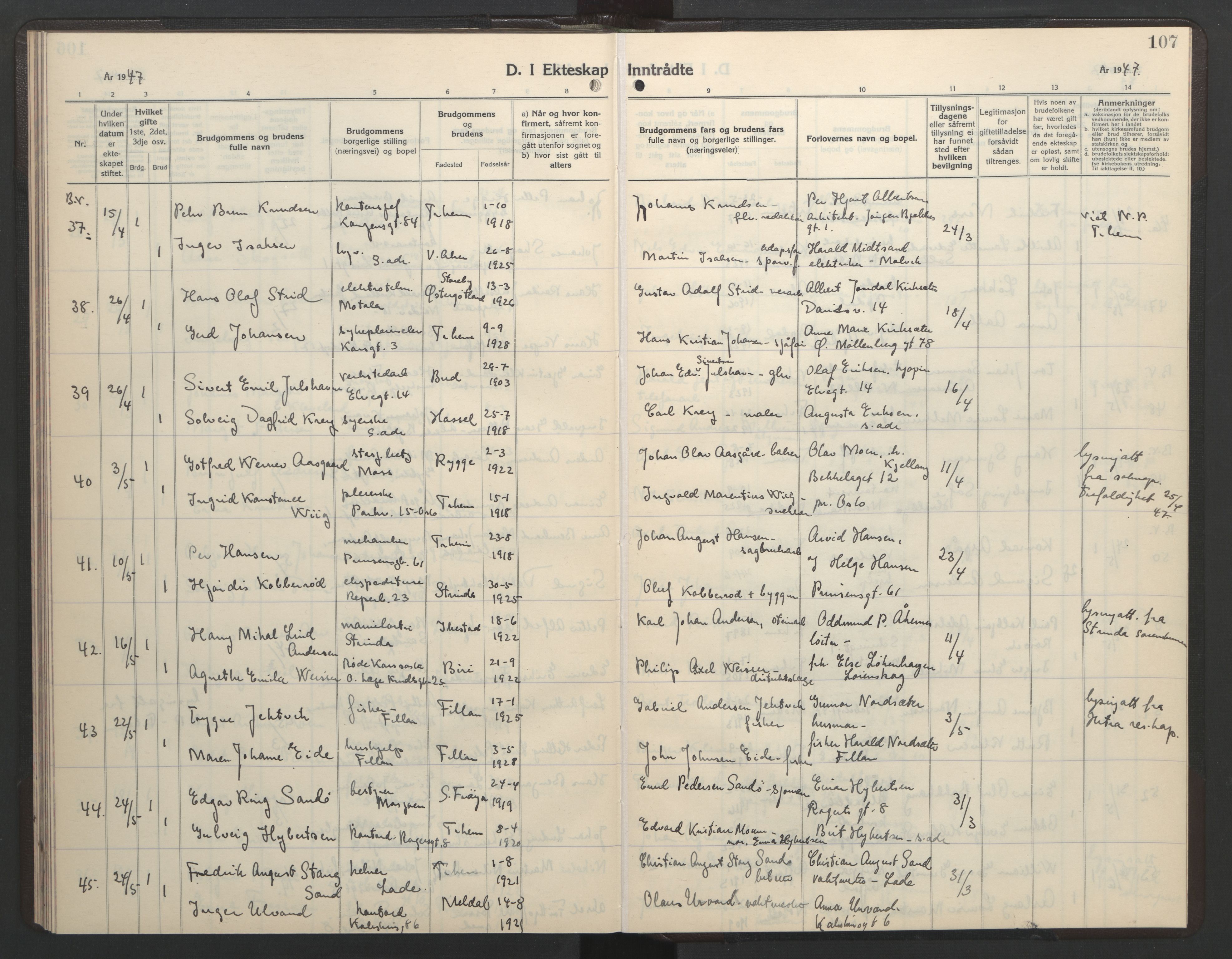 Ministerialprotokoller, klokkerbøker og fødselsregistre - Sør-Trøndelag, AV/SAT-A-1456/602/L0154: Parish register (copy) no. 602C22, 1940-1947, p. 107