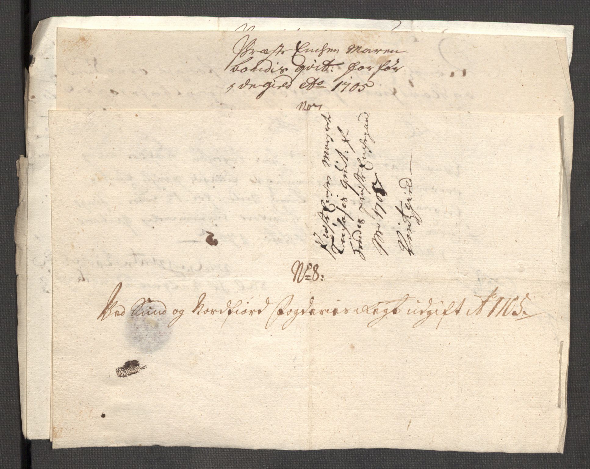 Rentekammeret inntil 1814, Reviderte regnskaper, Fogderegnskap, AV/RA-EA-4092/R53/L3429: Fogderegnskap Sunn- og Nordfjord, 1705, p. 176