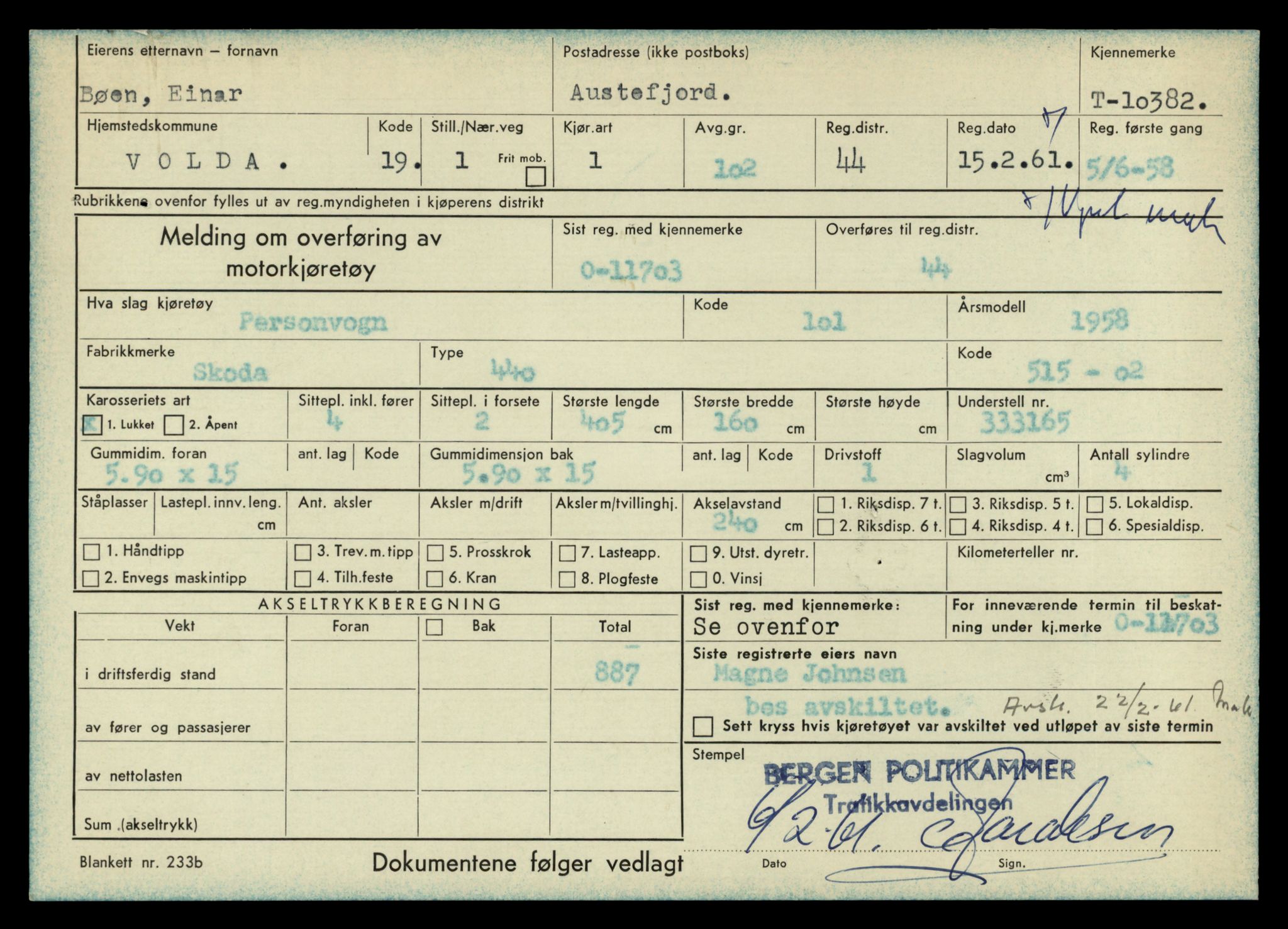 Møre og Romsdal vegkontor - Ålesund trafikkstasjon, AV/SAT-A-4099/F/Fe/L0020: Registreringskort for kjøretøy T 10351 - T 10470, 1927-1998, p. 901