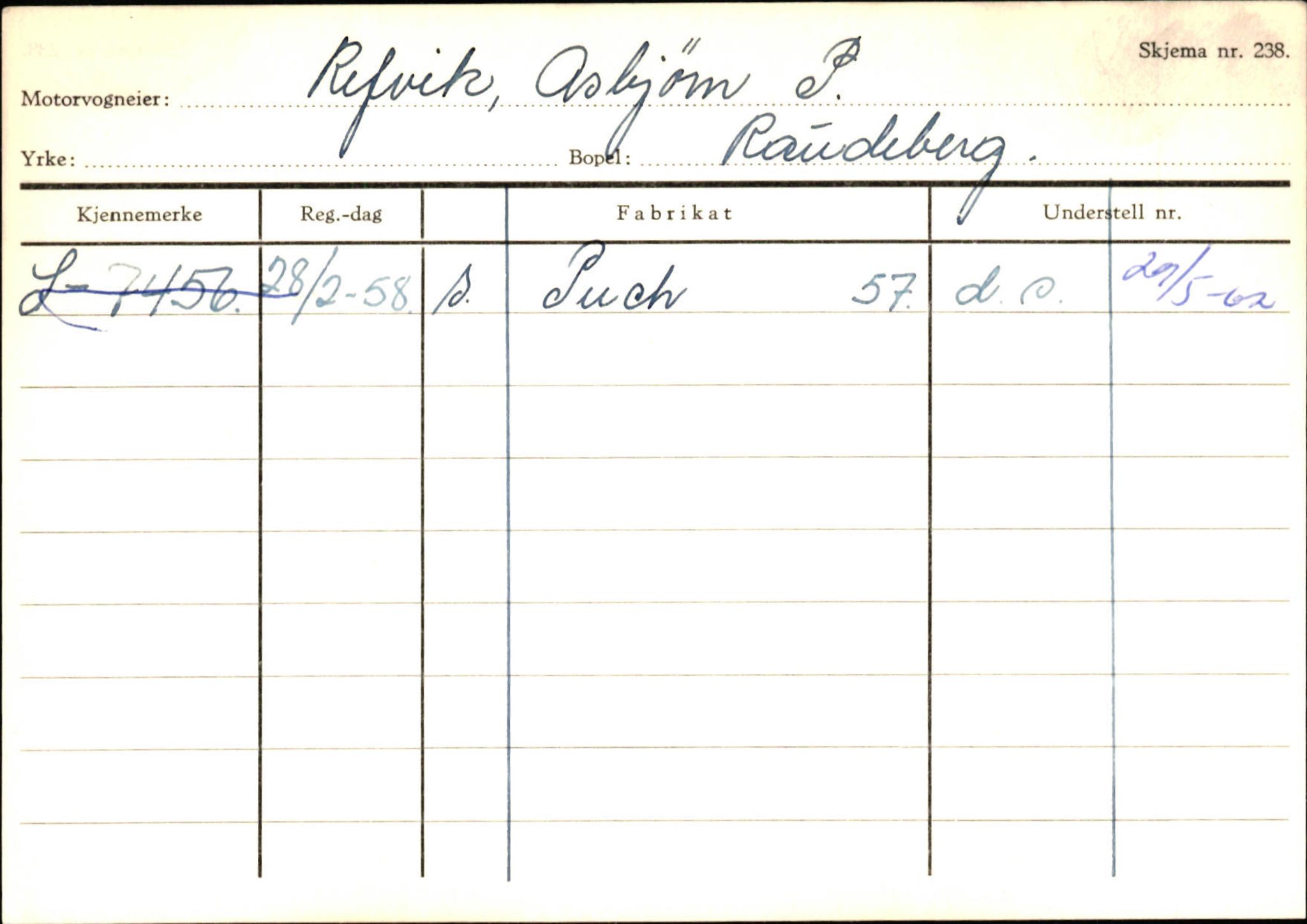 Statens vegvesen, Sogn og Fjordane vegkontor, AV/SAB-A-5301/4/F/L0144: Registerkort Vågsøy A-R, 1945-1975, p. 2316