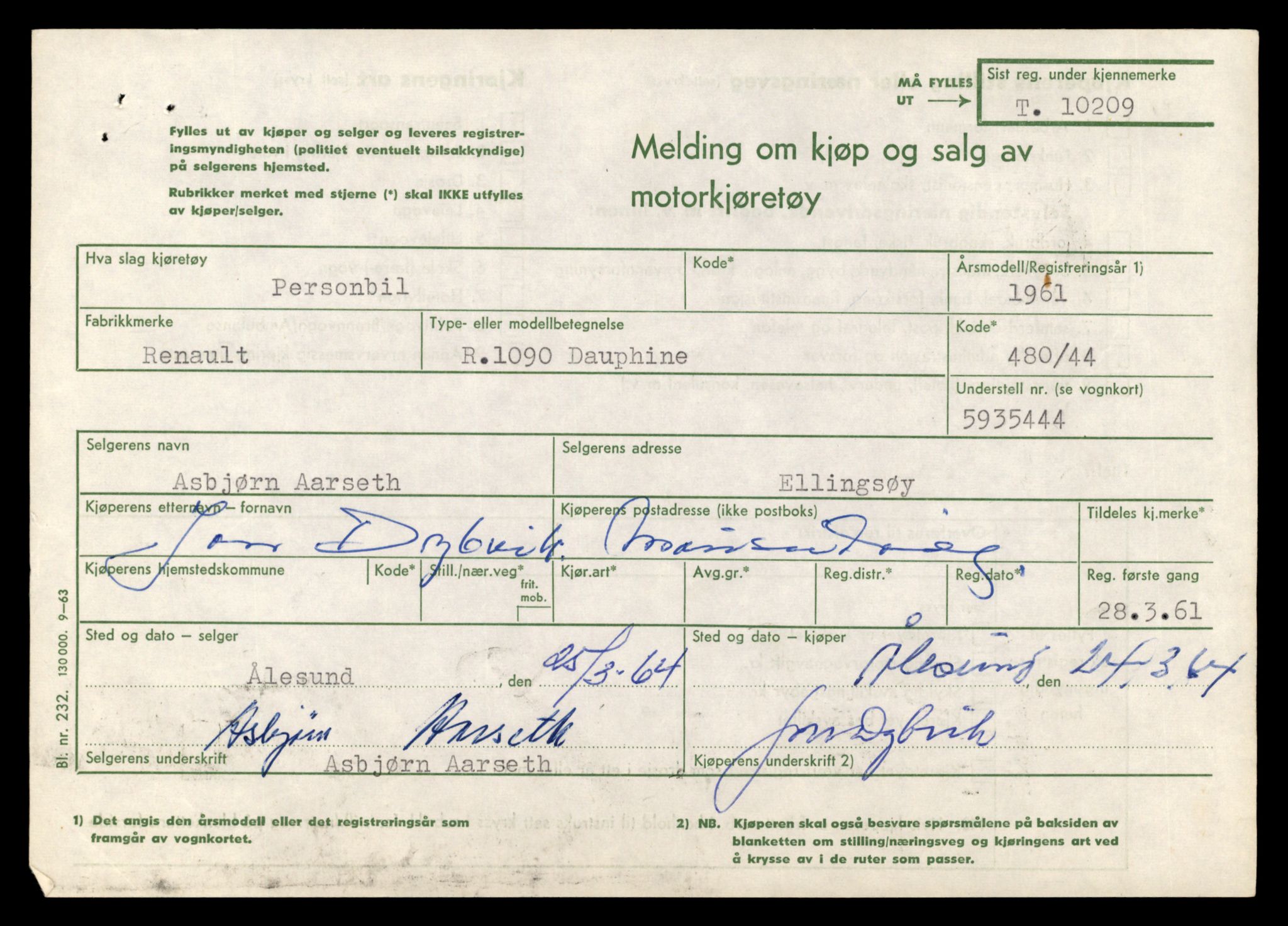 Møre og Romsdal vegkontor - Ålesund trafikkstasjon, AV/SAT-A-4099/F/Fe/L0018: Registreringskort for kjøretøy T 10091 - T 10227, 1927-1998, p. 3245