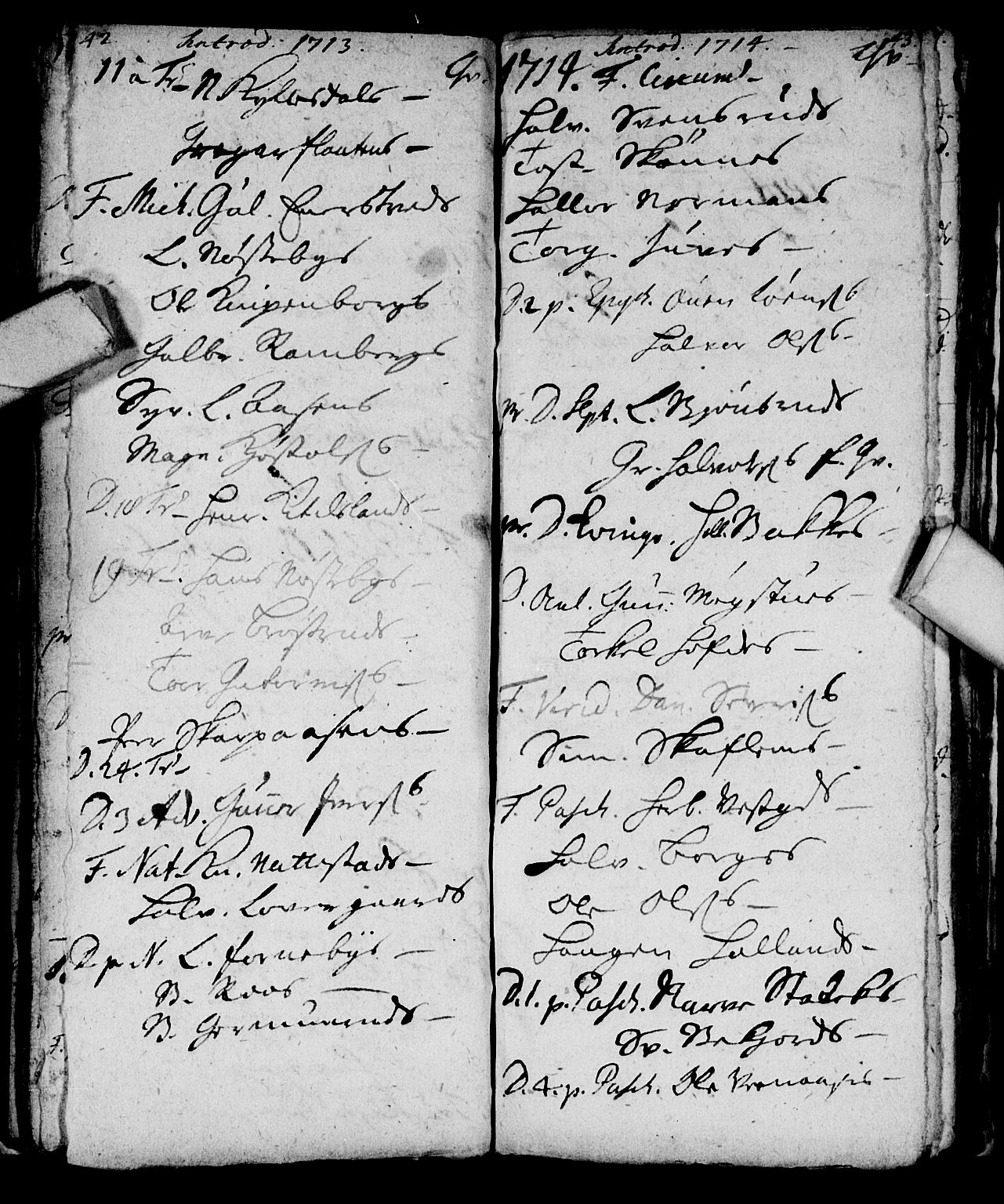 Nore kirkebøker, SAKO/A-238/F/Fc/L0001: Parish register (official) no. III 1, 1696-1714, p. 42-43