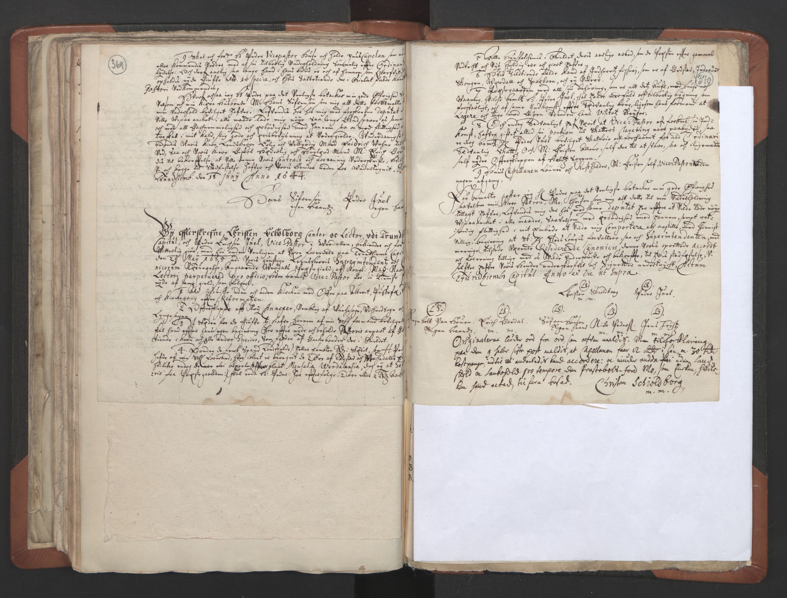 RA, Vicar's Census 1664-1666, no. 32: Innherad deanery, 1664-1666, p. 369-370