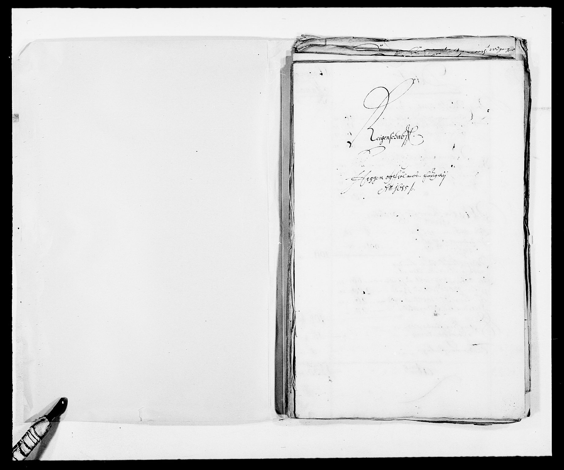 Rentekammeret inntil 1814, Reviderte regnskaper, Fogderegnskap, RA/EA-4092/R06/L0281: Fogderegnskap Heggen og Frøland, 1678-1686, p. 2