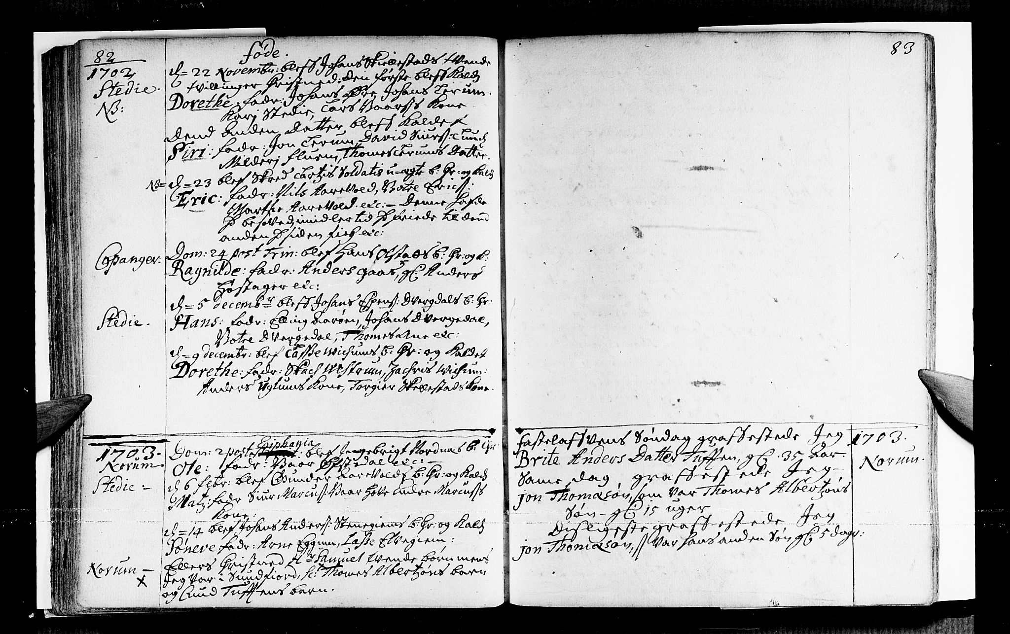 Sogndal sokneprestembete, SAB/A-81301/H/Haa/Haaa/L0001: Parish register (official) no. A 1, 1689-1713, p. 82-83