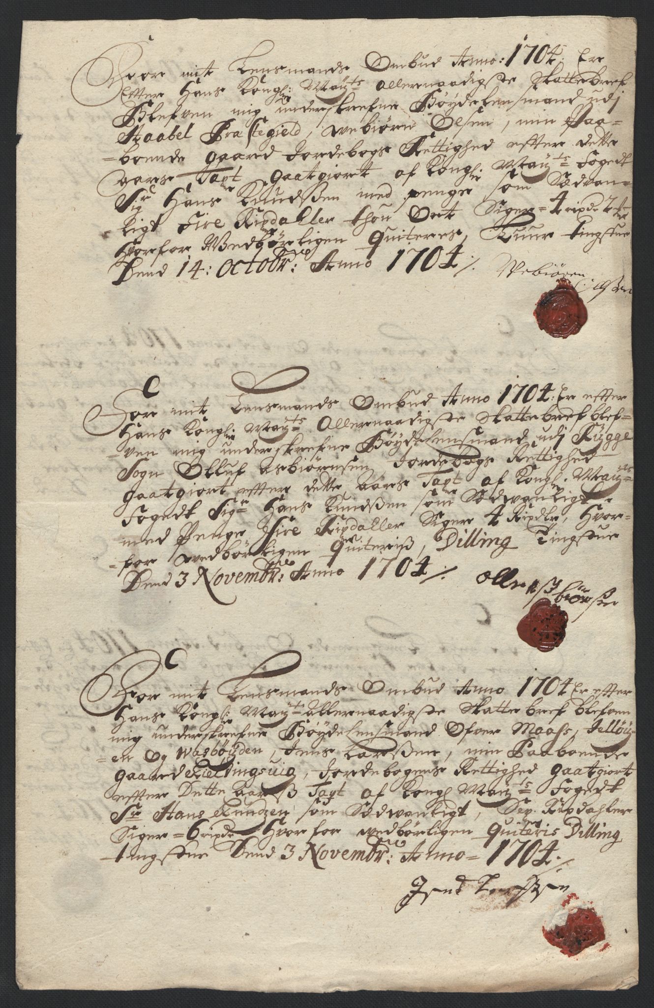 Rentekammeret inntil 1814, Reviderte regnskaper, Fogderegnskap, AV/RA-EA-4092/R04/L0132: Fogderegnskap Moss, Onsøy, Tune, Veme og Åbygge, 1703-1704, p. 562