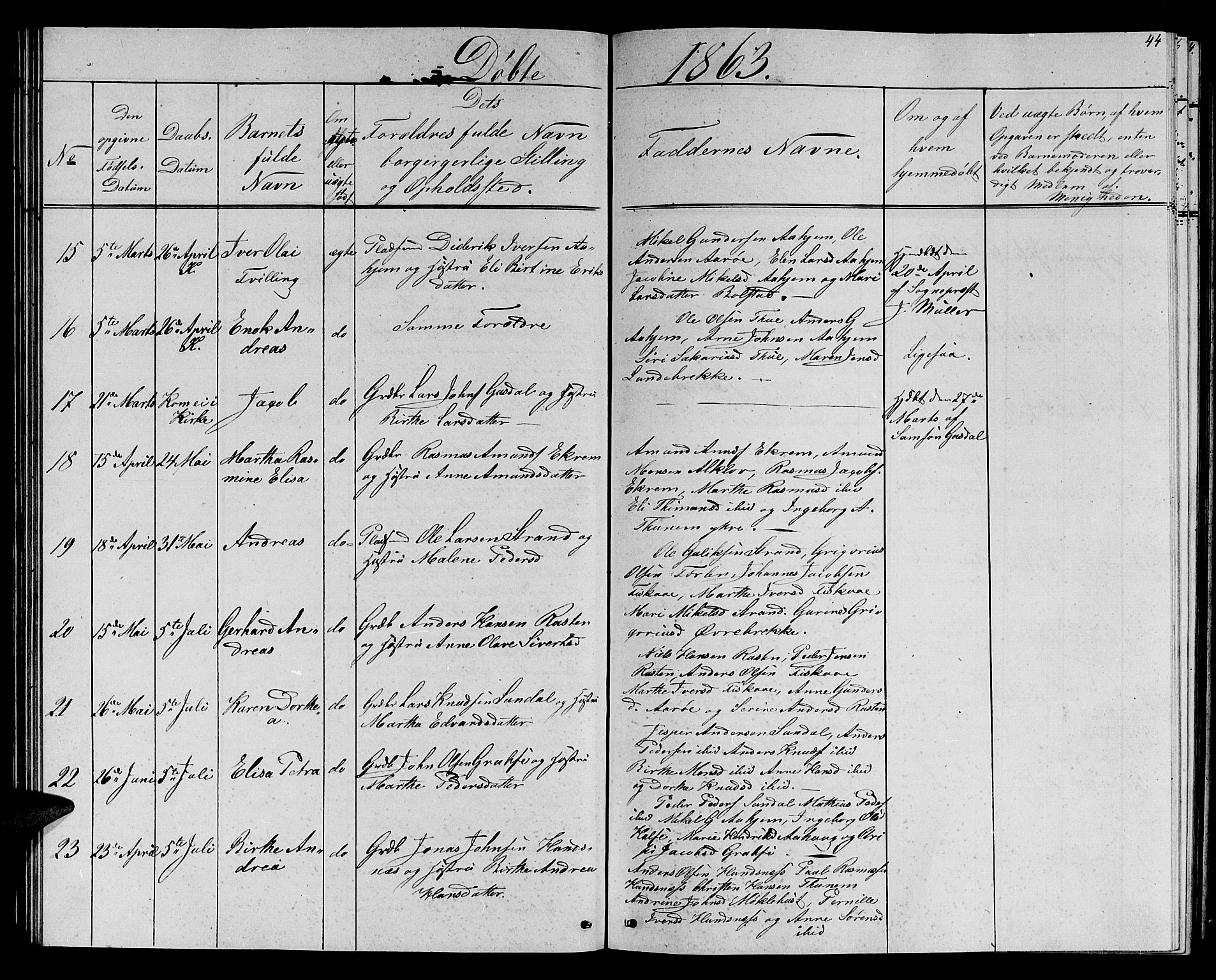 Ministerialprotokoller, klokkerbøker og fødselsregistre - Møre og Romsdal, AV/SAT-A-1454/501/L0015: Parish register (copy) no. 501C01, 1854-1867, p. 44