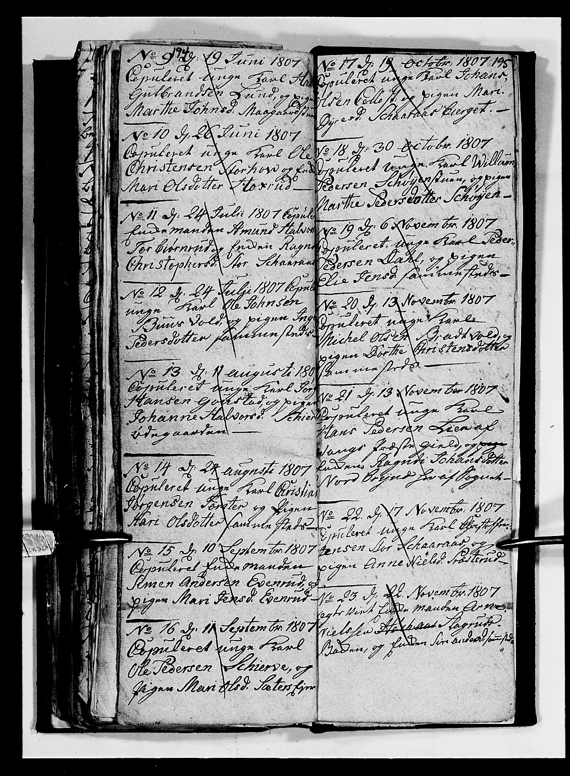 Romedal prestekontor, AV/SAH-PREST-004/L/L0004: Parish register (copy) no. 4, 1807-1814, p. 194-195