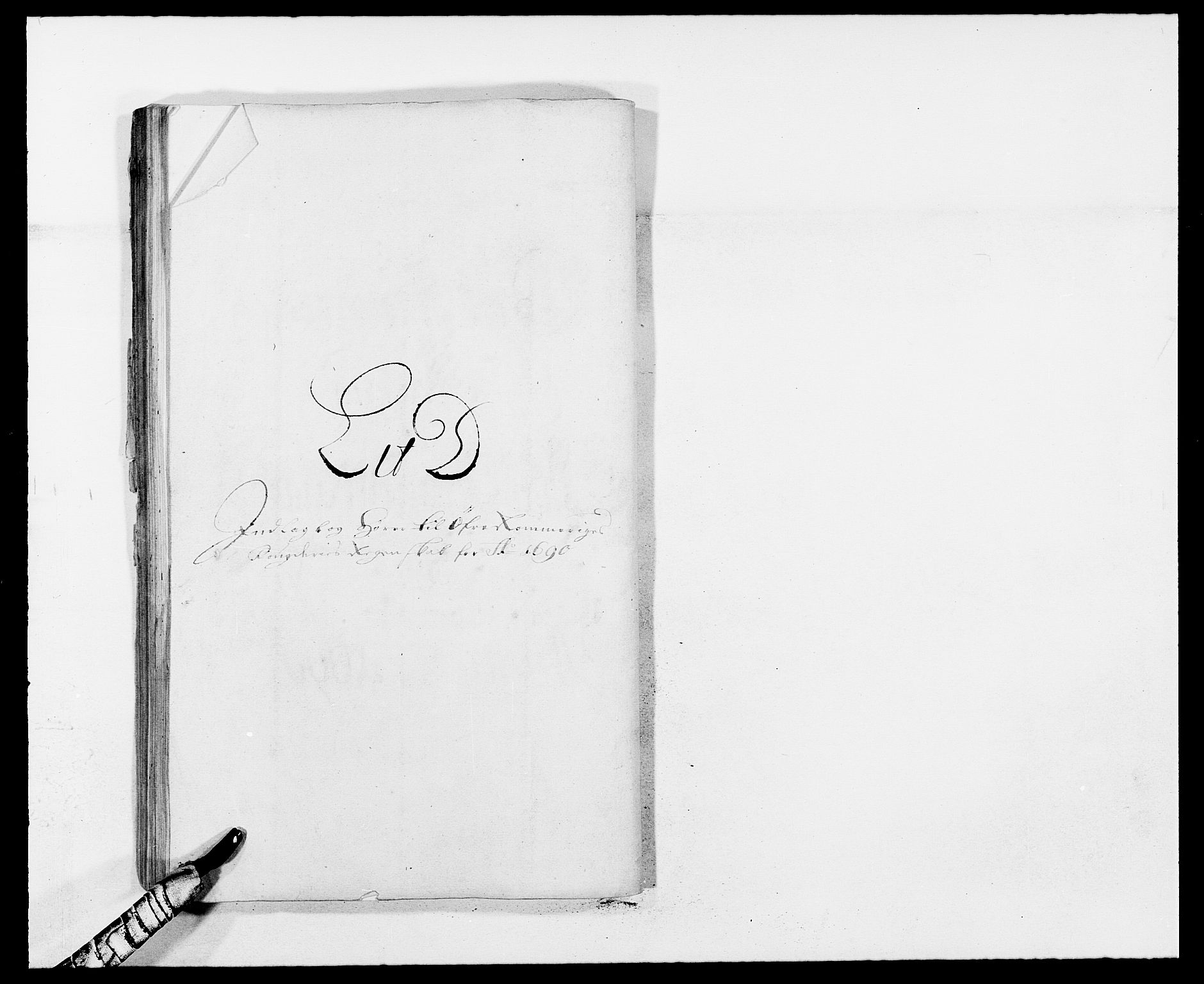 Rentekammeret inntil 1814, Reviderte regnskaper, Fogderegnskap, RA/EA-4092/R12/L0702: Fogderegnskap Øvre Romerike, 1690, p. 143