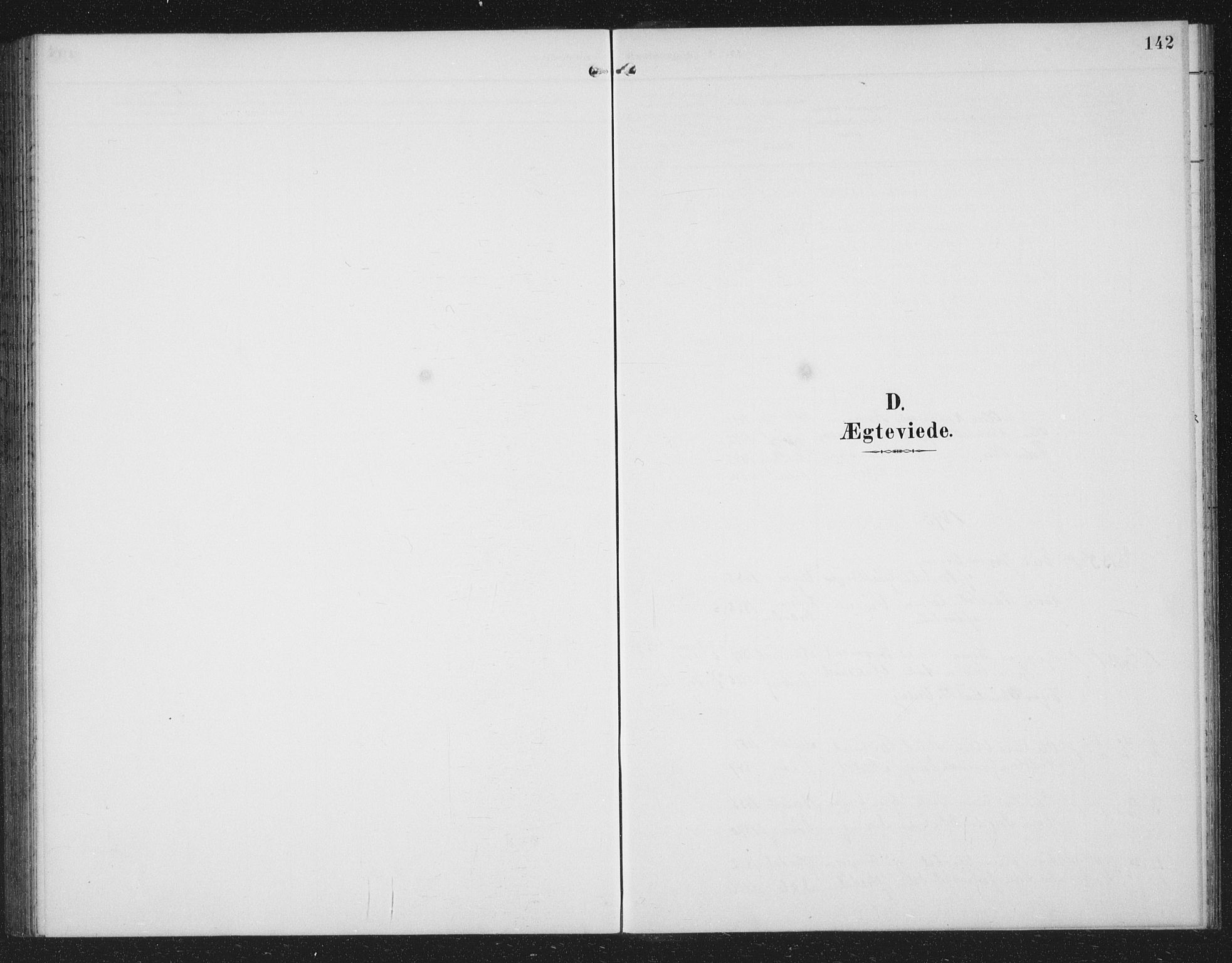 Ministerialprotokoller, klokkerbøker og fødselsregistre - Møre og Romsdal, SAT/A-1454/519/L0264: Parish register (copy) no. 519C05, 1892-1910, p. 142