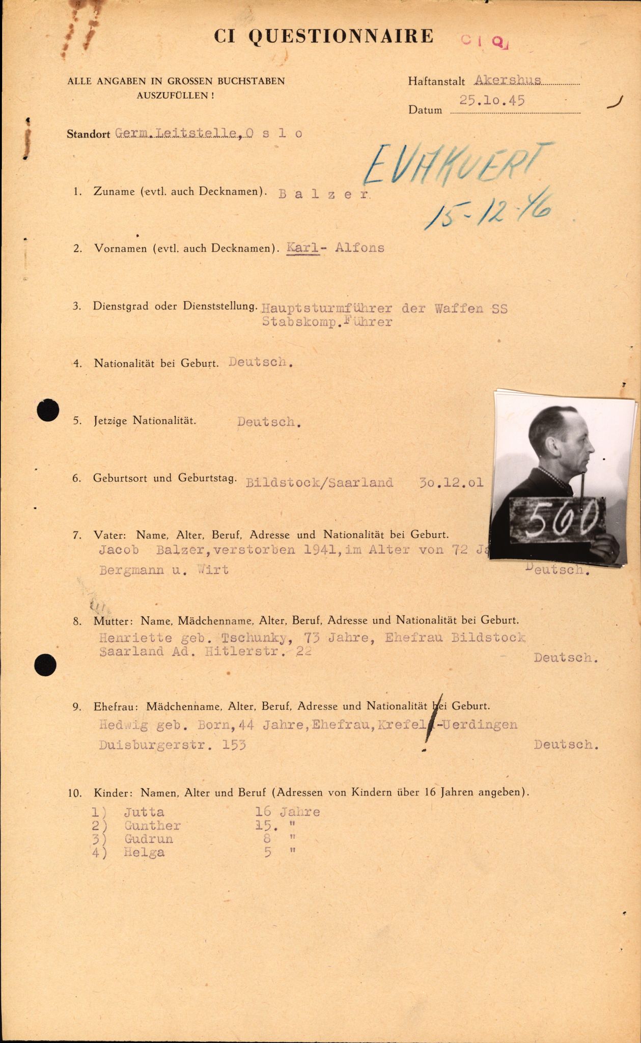 Forsvaret, Forsvarets overkommando II, AV/RA-RAFA-3915/D/Db/L0002: CI Questionaires. Tyske okkupasjonsstyrker i Norge. Tyskere., 1945-1946, p. 33