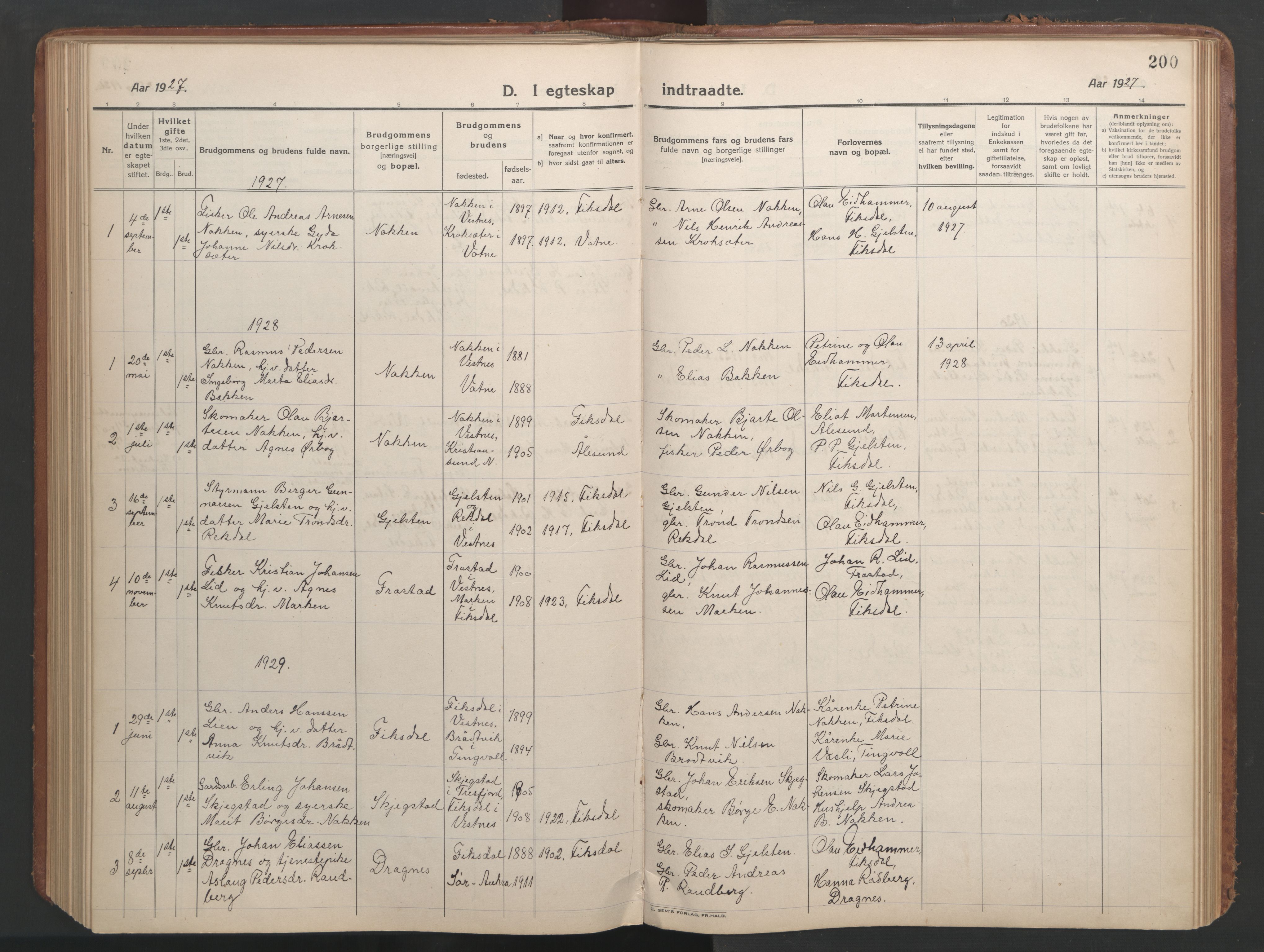 Ministerialprotokoller, klokkerbøker og fødselsregistre - Møre og Romsdal, AV/SAT-A-1454/540/L0542: Parish register (copy) no. 540C02, 1921-1967, p. 200