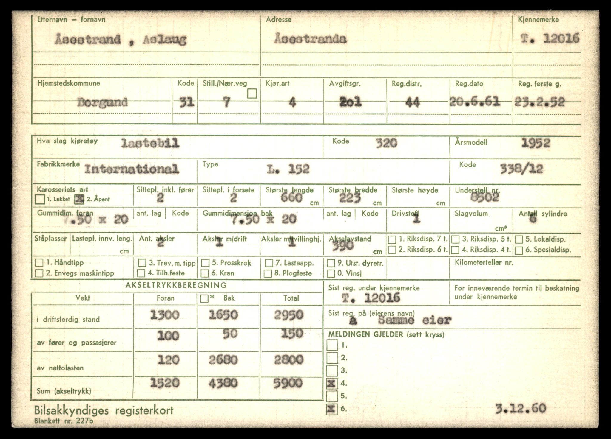 Møre og Romsdal vegkontor - Ålesund trafikkstasjon, AV/SAT-A-4099/F/Fe/L0032: Registreringskort for kjøretøy T 11997 - T 12149, 1927-1998, p. 617