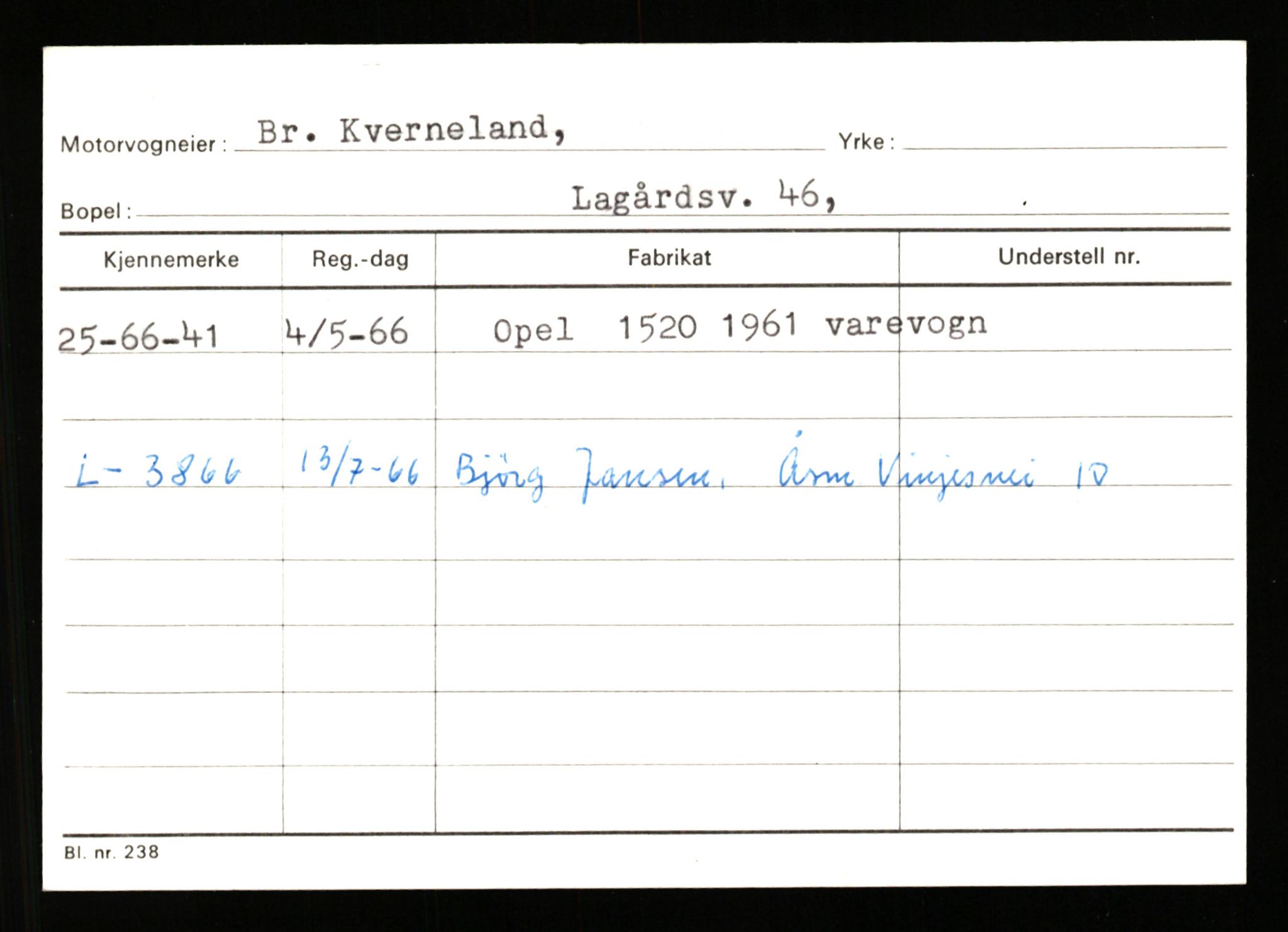 Stavanger trafikkstasjon, AV/SAST-A-101942/0/G/L0011: Registreringsnummer: 240000 - 363477, 1930-1971, p. 585