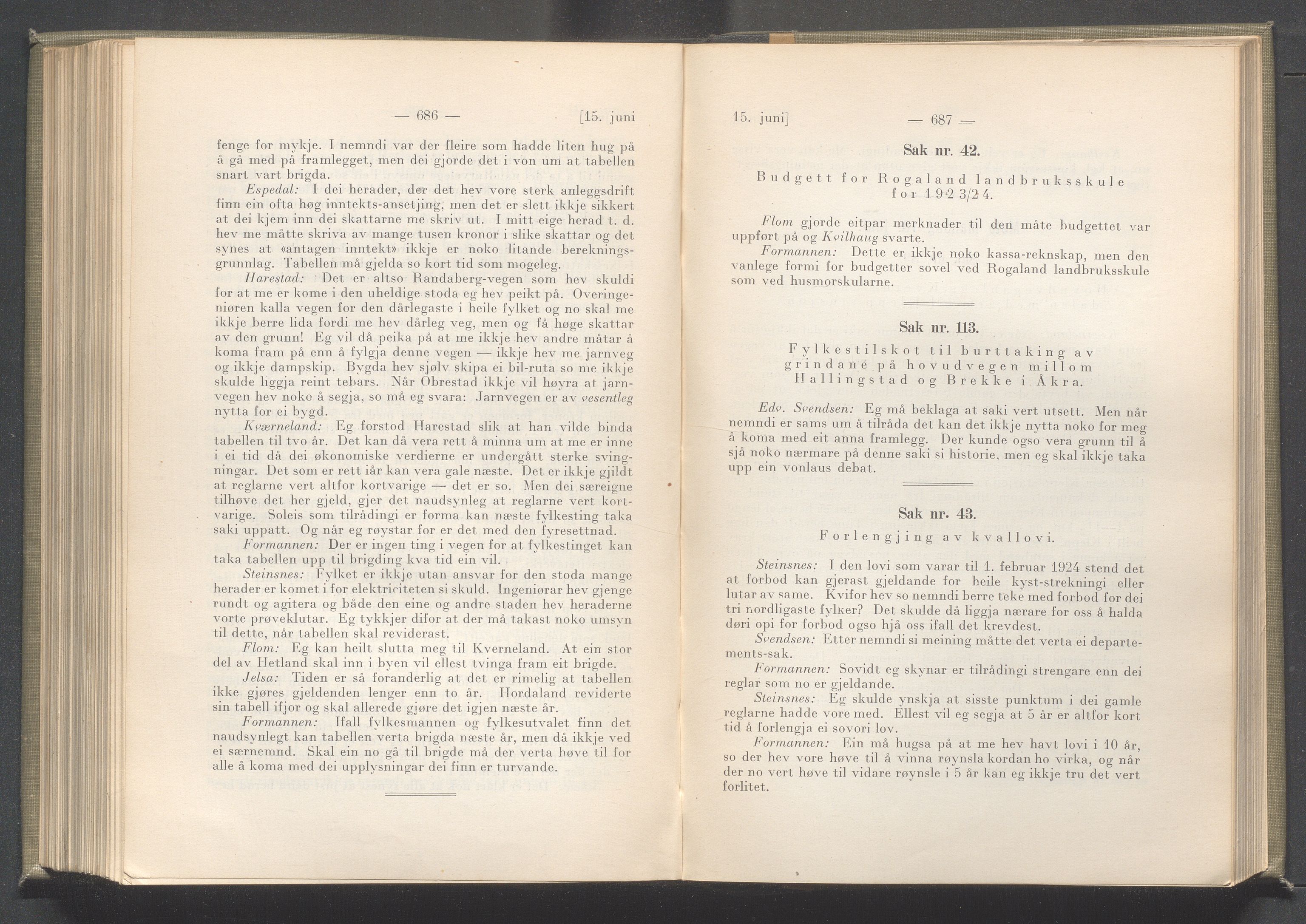 Rogaland fylkeskommune - Fylkesrådmannen , IKAR/A-900/A/Aa/Aaa/L0042: Møtebok , 1923, p. 686-687