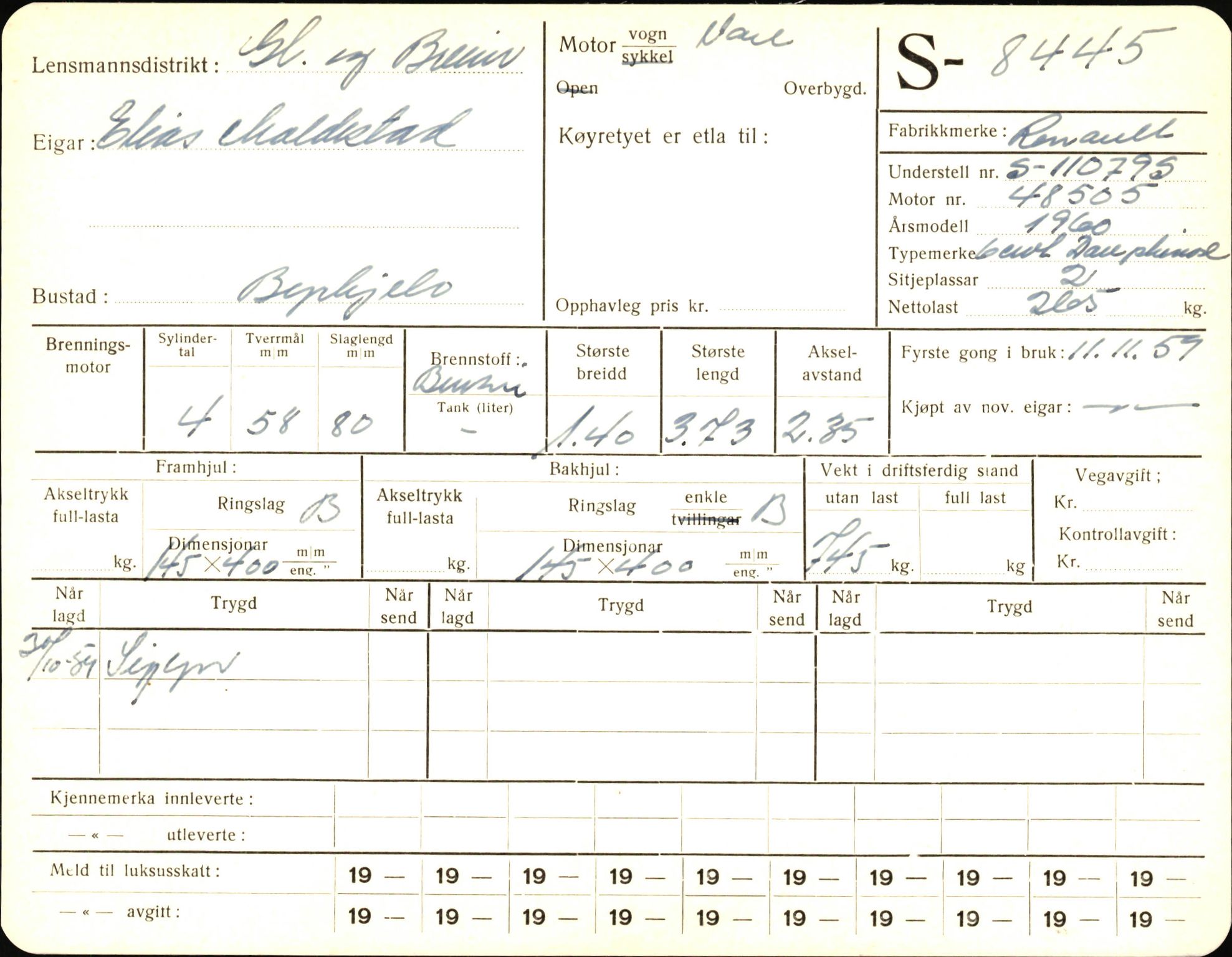Statens vegvesen, Sogn og Fjordane vegkontor, AV/SAB-A-5301/4/F/L0006: Registerkort utmeldte Fjordane S8300-9500, 1930-1961, p. 215