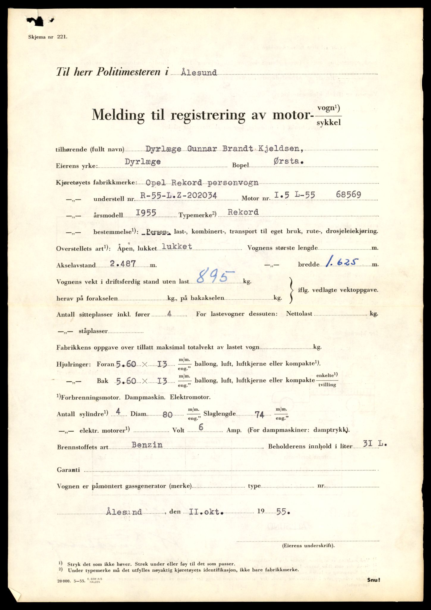 Møre og Romsdal vegkontor - Ålesund trafikkstasjon, AV/SAT-A-4099/F/Fe/L0007: Registreringskort for kjøretøy T 651 - T 746, 1927-1998, p. 1327