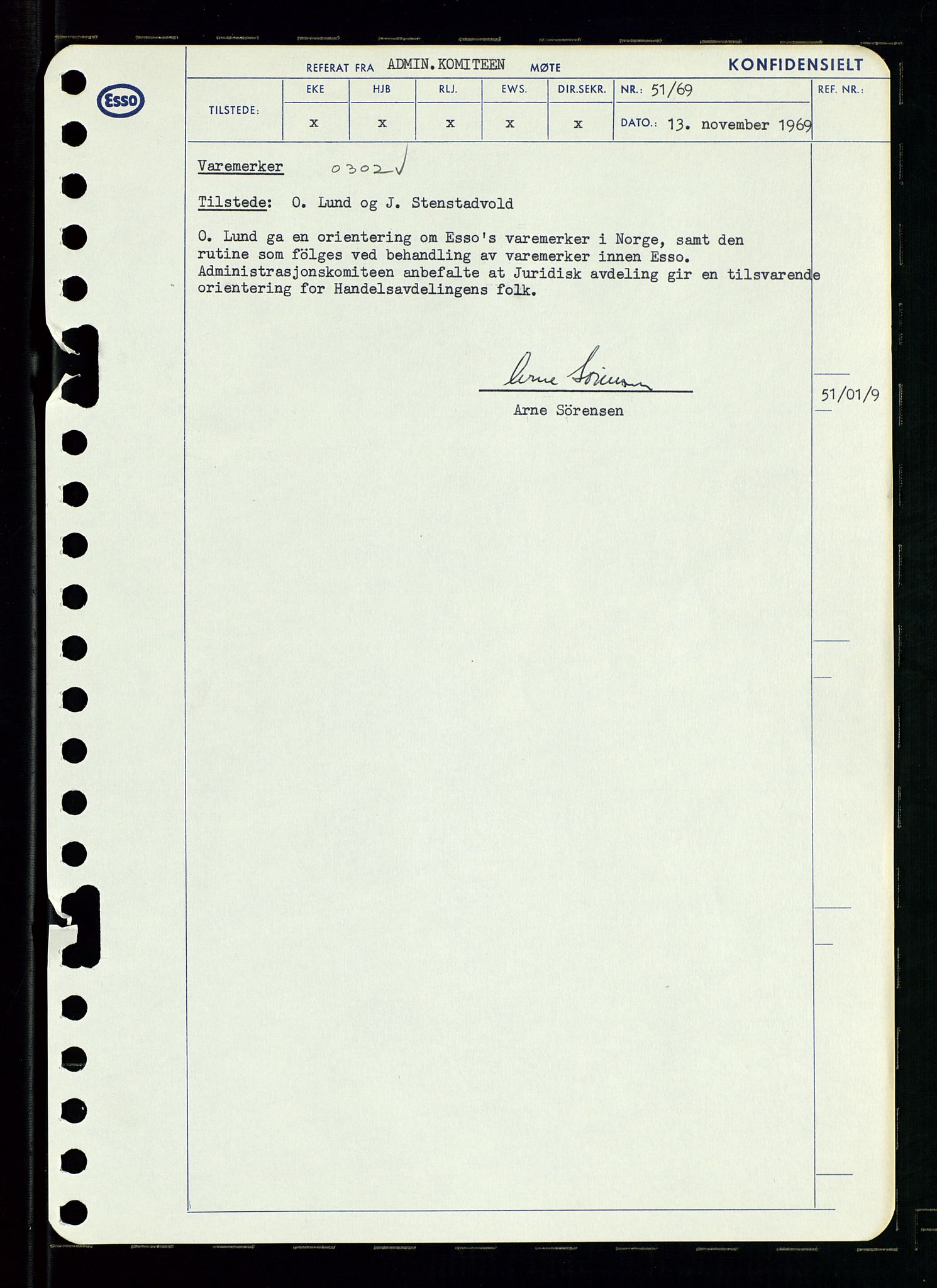 Pa 0982 - Esso Norge A/S, SAST/A-100448/A/Aa/L0003/0001: Den administrerende direksjon Board minutes (styrereferater) og Bedriftforsamlingsprotokoll / Den administrerende direksjon Board minutes (styrereferater), 1969, p. 121