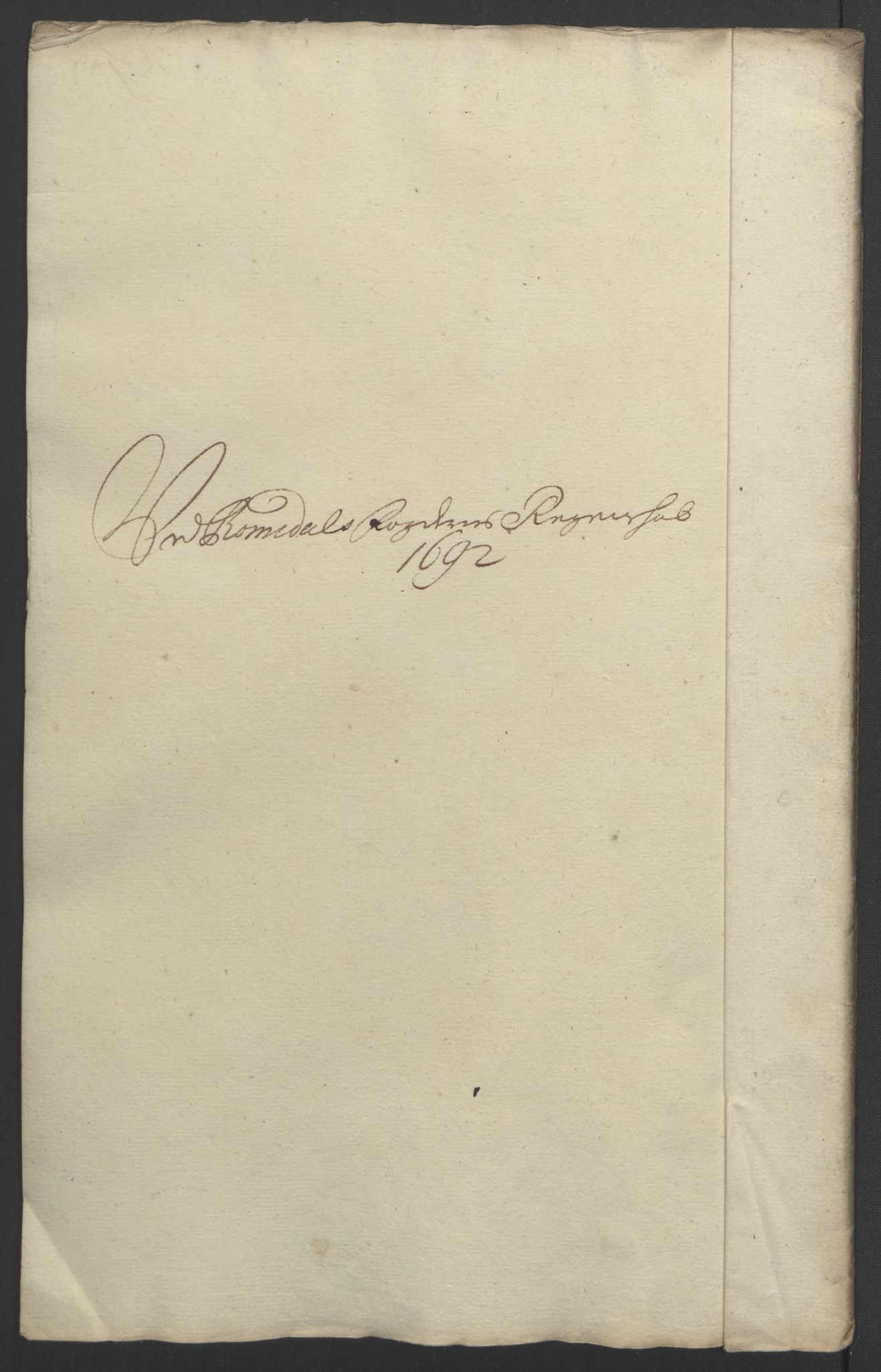 Rentekammeret inntil 1814, Reviderte regnskaper, Fogderegnskap, RA/EA-4092/R55/L3650: Fogderegnskap Romsdal, 1692, p. 102