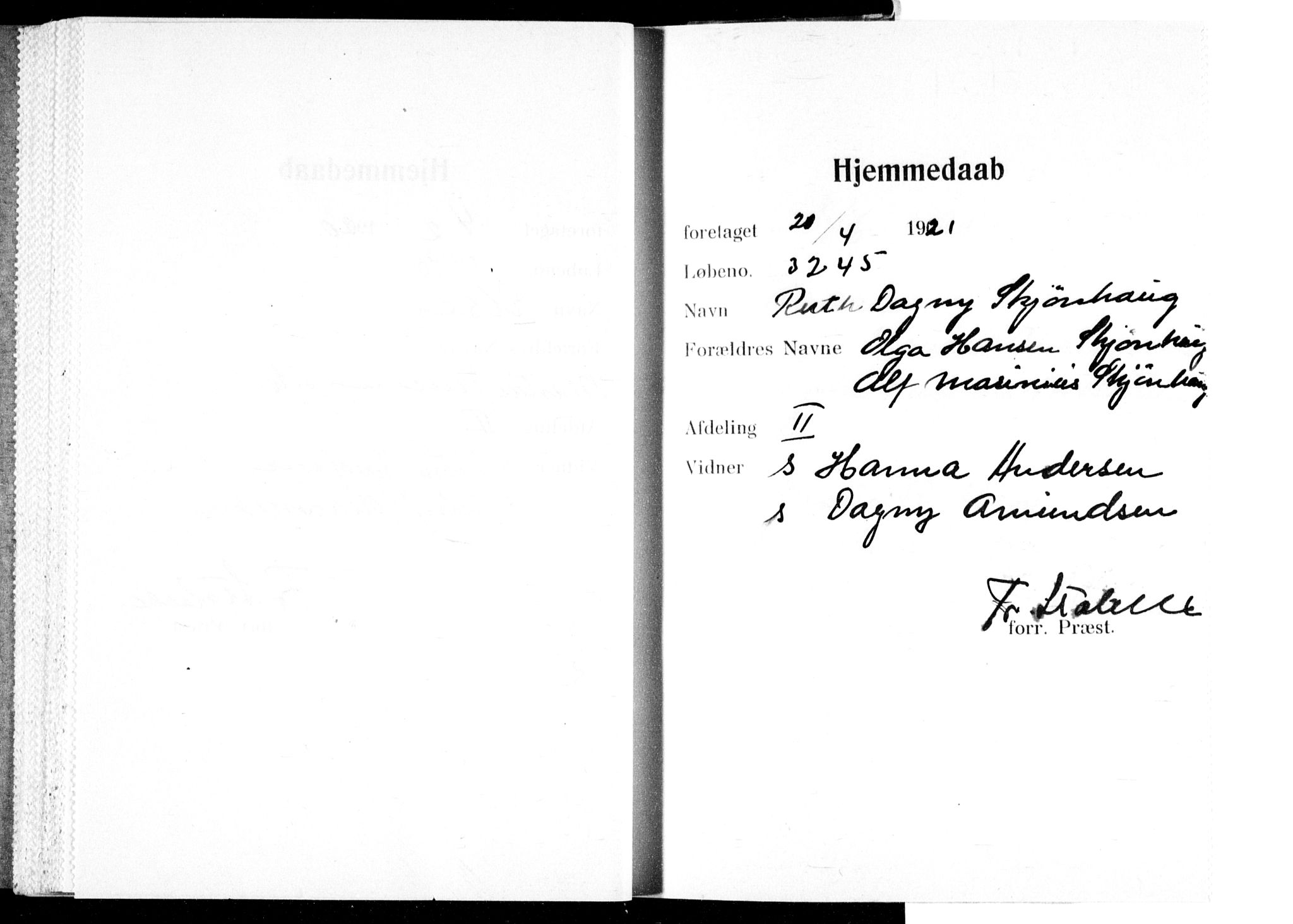 Ullevål sykehus prestekontor Kirkebøker, AV/SAO-A-10542a/K/Ka/L0004: Baptism register no. 4, 1906-1926