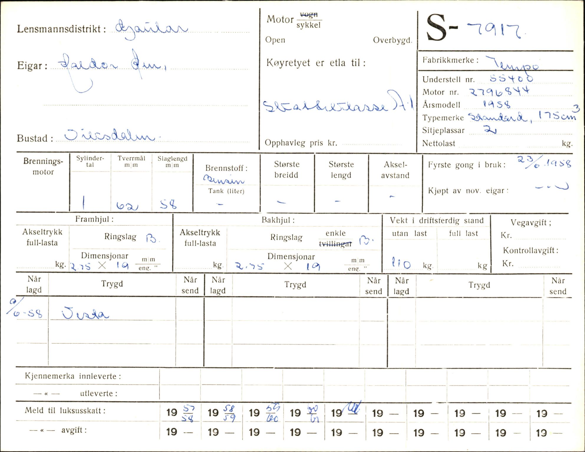 Statens vegvesen, Sogn og Fjordane vegkontor, AV/SAB-A-5301/4/F/L0005: Registerkort utmeldte Fjordane S7900-8299, 1930-1961, p. 28