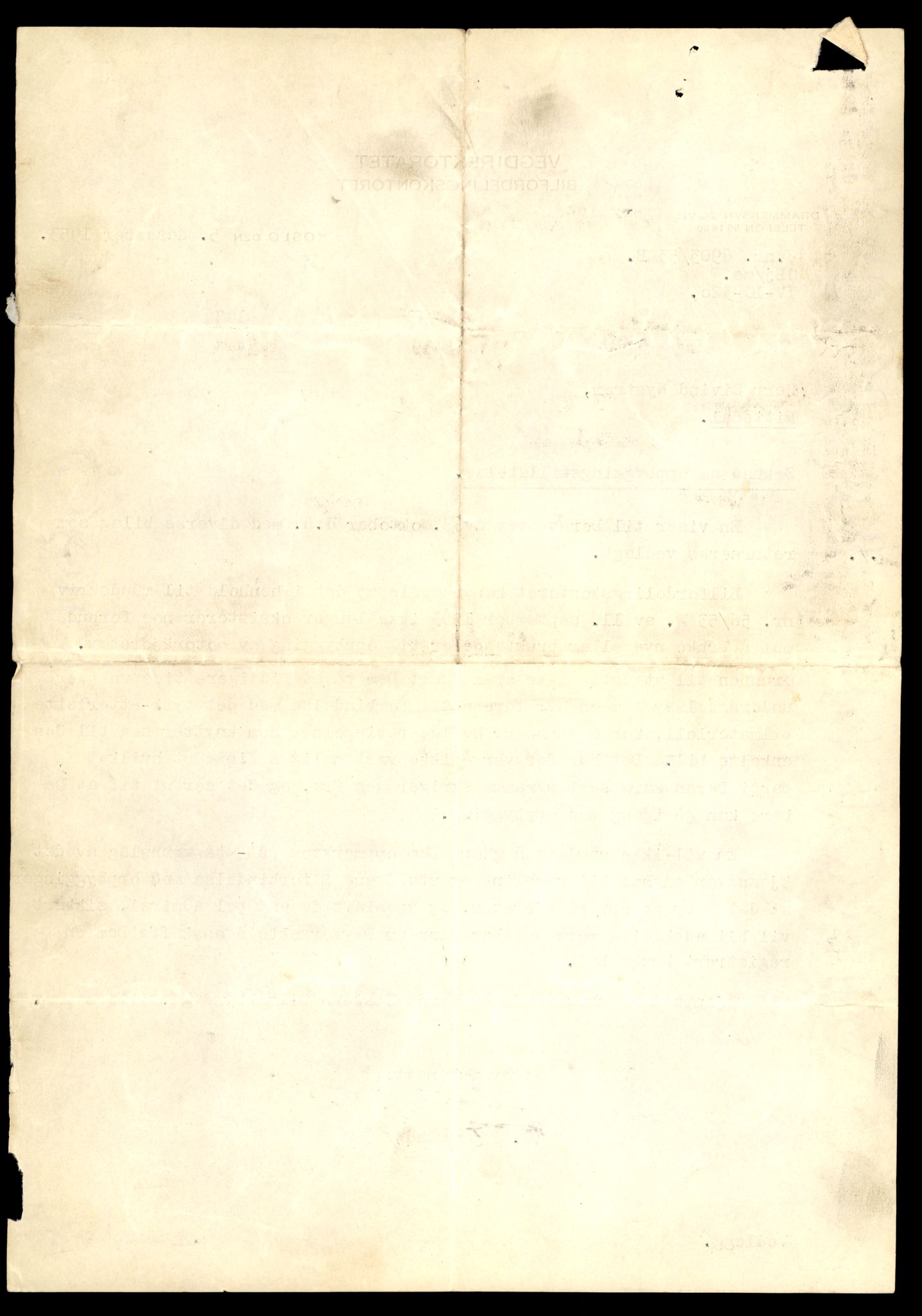 Møre og Romsdal vegkontor - Ålesund trafikkstasjon, AV/SAT-A-4099/F/Fe/L0049: Registreringskort for kjøretøy T 14864 - T 18613, 1927-1998, p. 2086