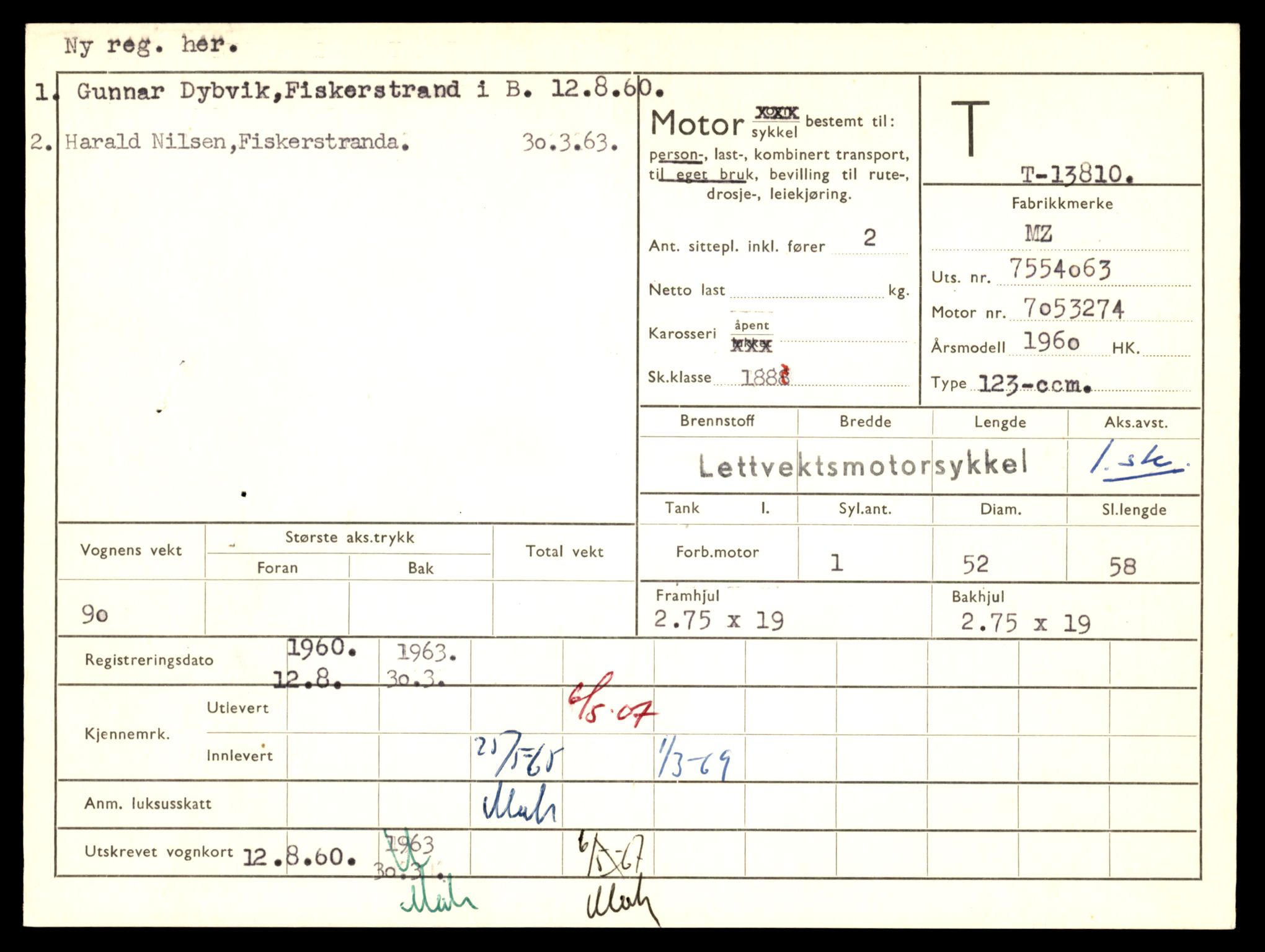 Møre og Romsdal vegkontor - Ålesund trafikkstasjon, AV/SAT-A-4099/F/Fe/L0041: Registreringskort for kjøretøy T 13710 - T 13905, 1927-1998, p. 1785