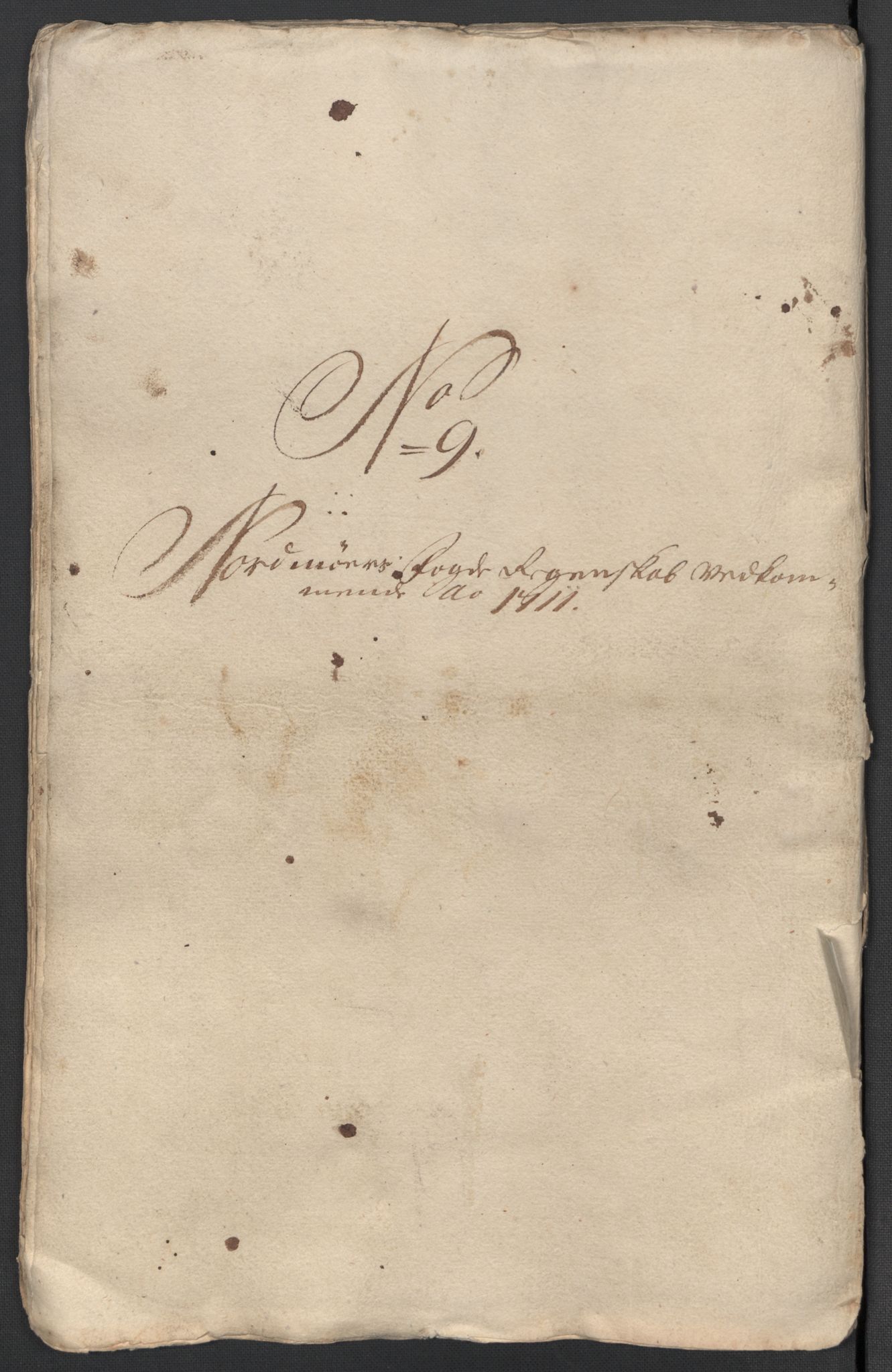 Rentekammeret inntil 1814, Reviderte regnskaper, Fogderegnskap, AV/RA-EA-4092/R56/L3745: Fogderegnskap Nordmøre, 1711, p. 240