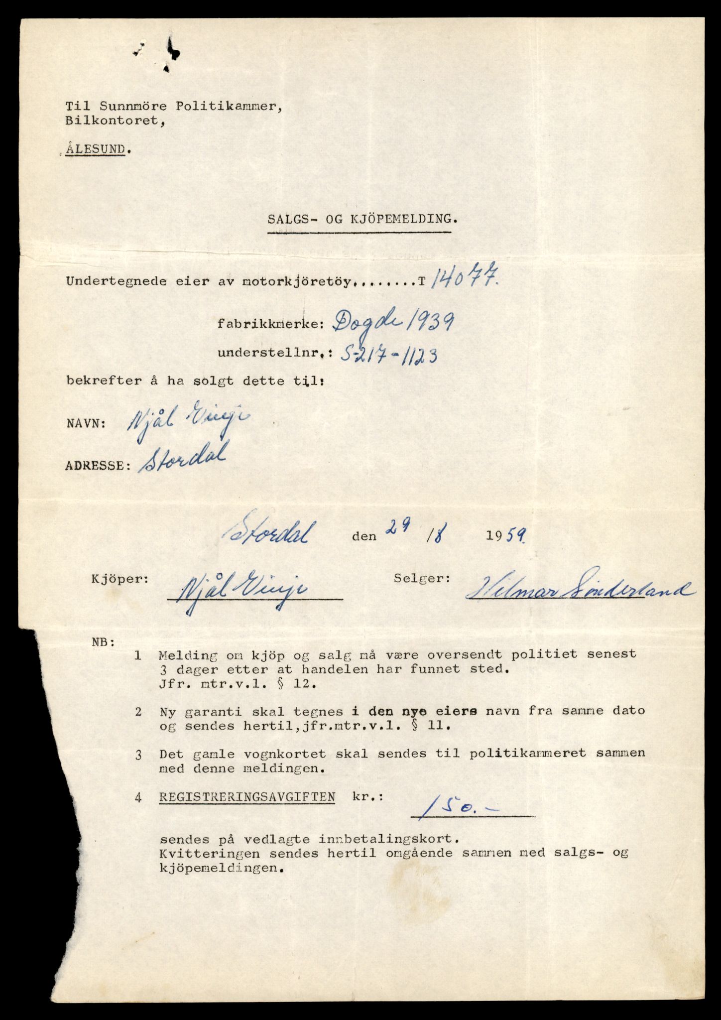 Møre og Romsdal vegkontor - Ålesund trafikkstasjon, AV/SAT-A-4099/F/Fe/L0042: Registreringskort for kjøretøy T 13906 - T 14079, 1927-1998, p. 3151