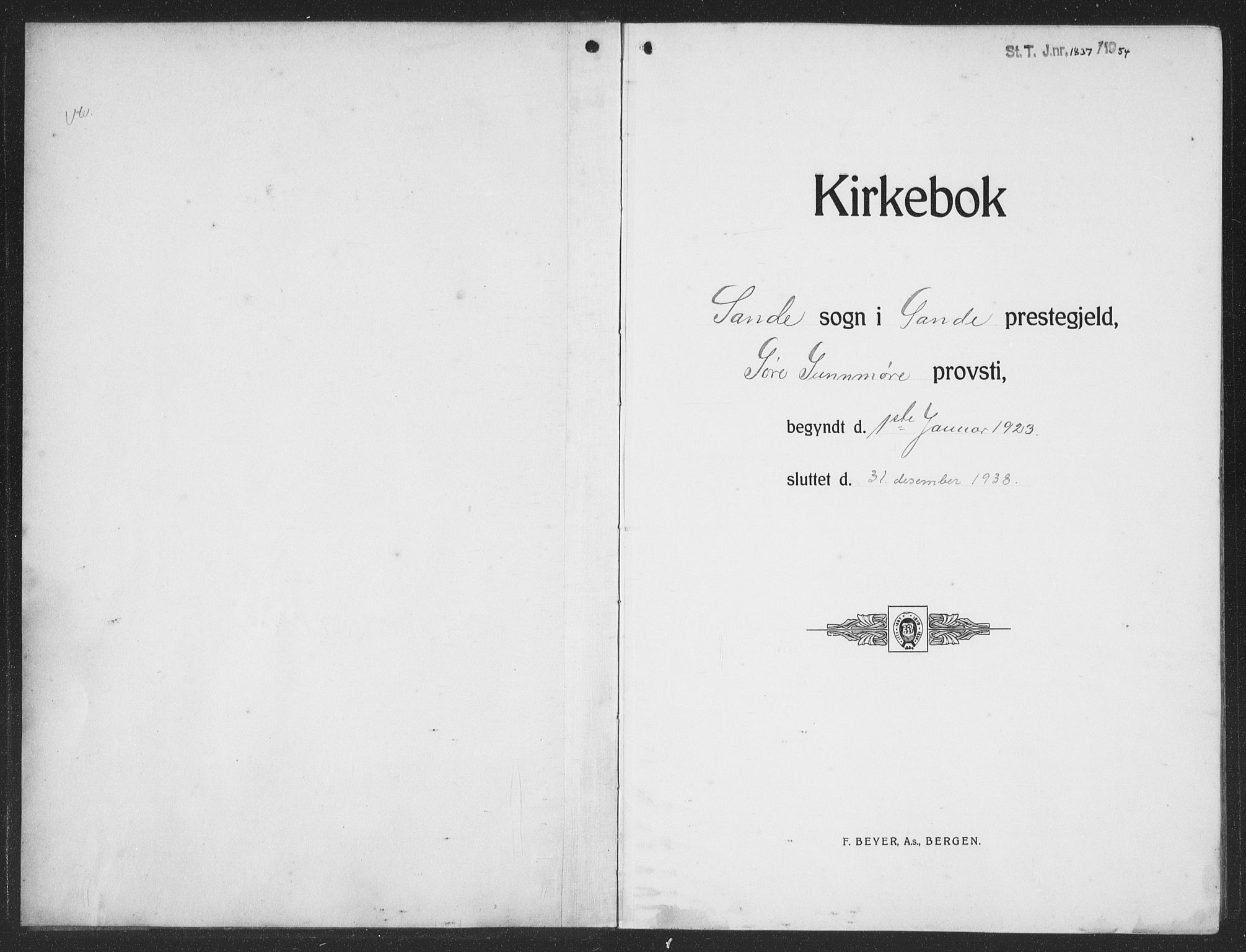 Ministerialprotokoller, klokkerbøker og fødselsregistre - Møre og Romsdal, AV/SAT-A-1454/503/L0051: Parish register (copy) no. 503C06, 1923-1938