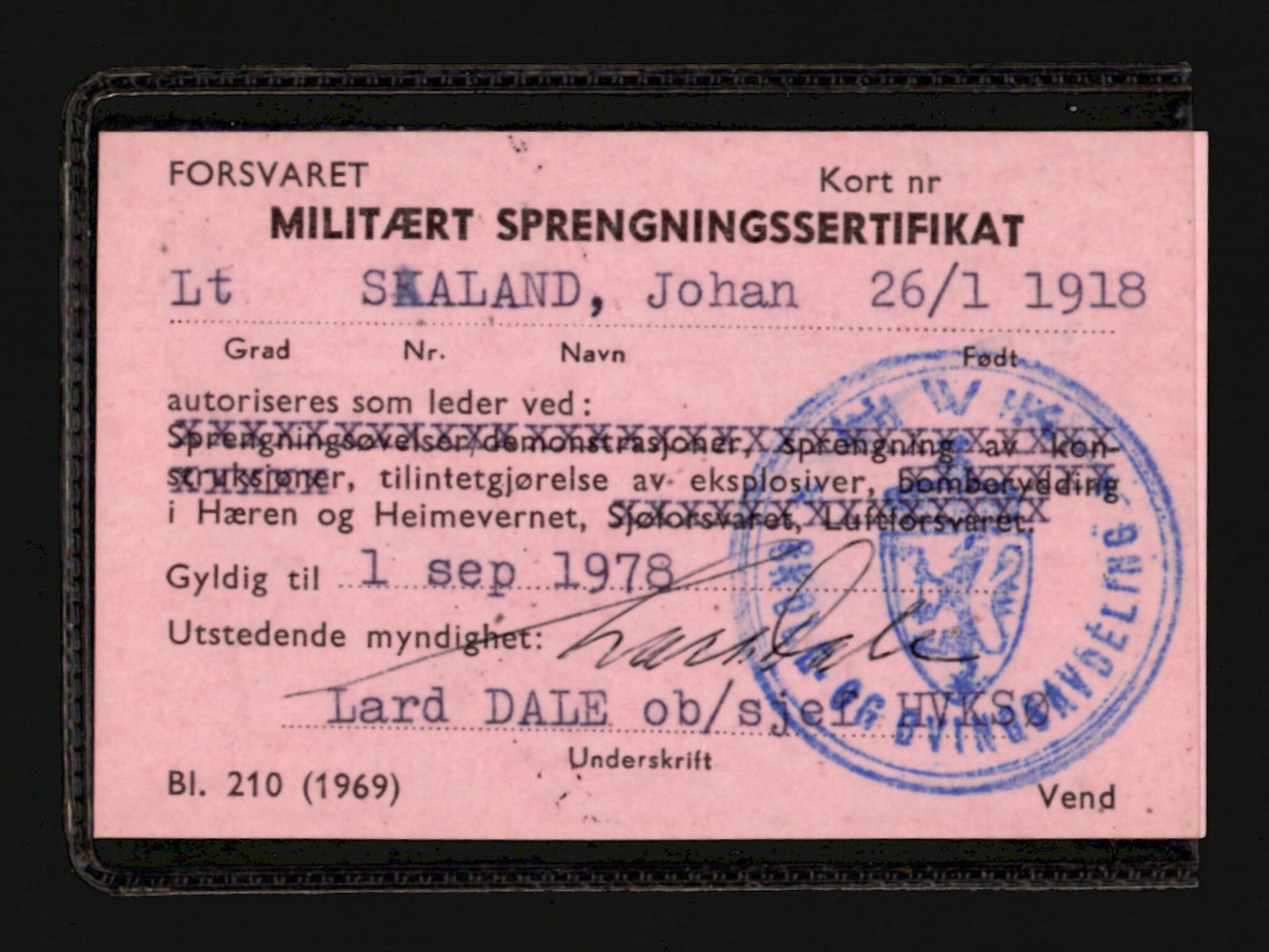 Forsvaret, Sør-Hålogaland landforsvar, AV/RA-RAFA-2552/P/Pa/L0303: Personellmapper for slettet personell, yrkesbefal og vernepliktig befal, født 1917-1920, 1936-1980, p. 445