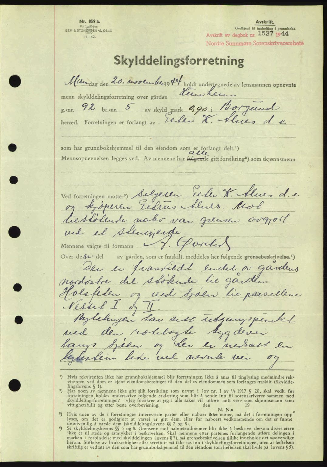 Nordre Sunnmøre sorenskriveri, AV/SAT-A-0006/1/2/2C/2Ca: Mortgage book no. A19, 1944-1945, Diary no: : 1537/1944