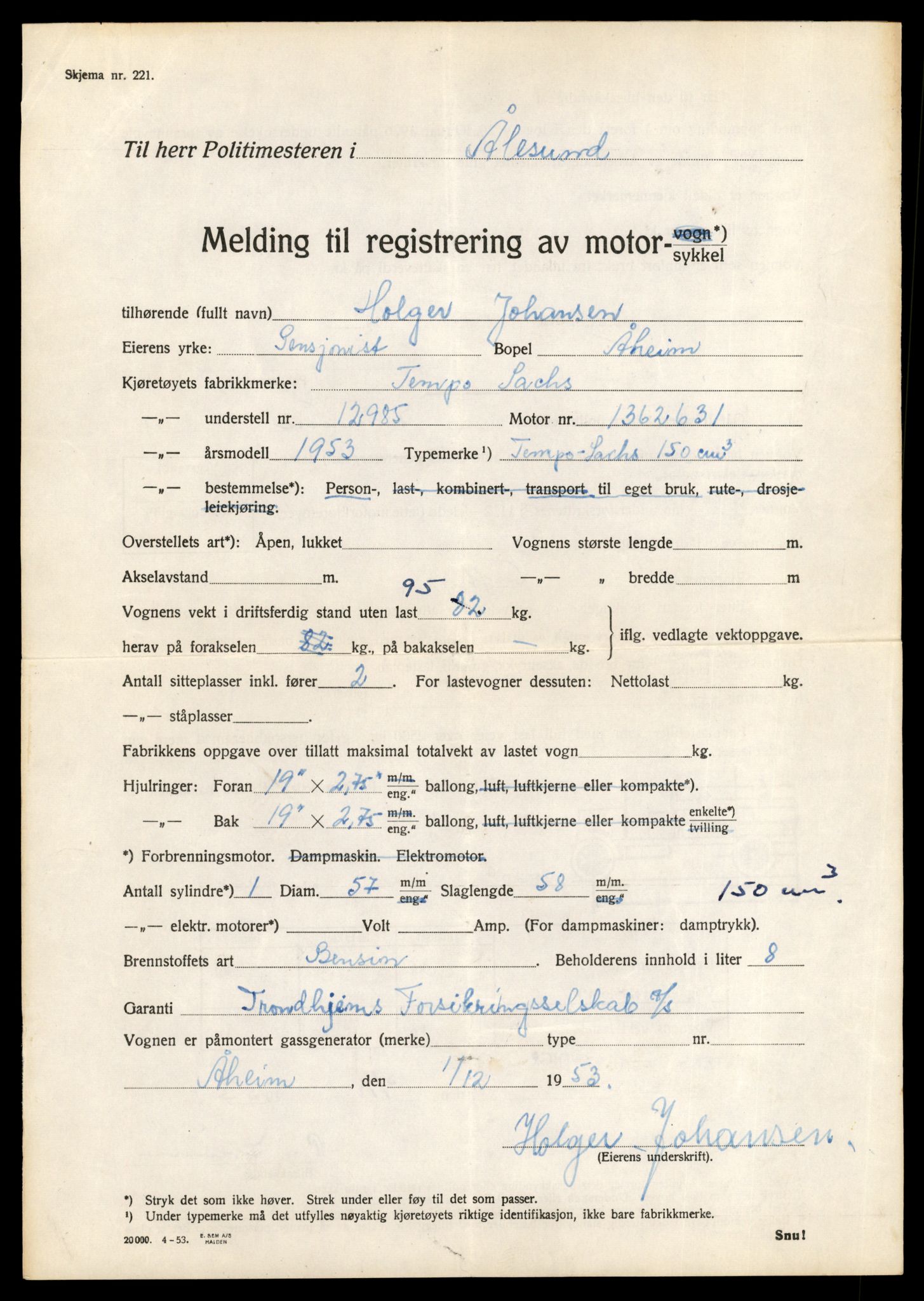 Møre og Romsdal vegkontor - Ålesund trafikkstasjon, AV/SAT-A-4099/F/Fe/L0037: Registreringskort for kjøretøy T 13031 - T 13179, 1927-1998, p. 629