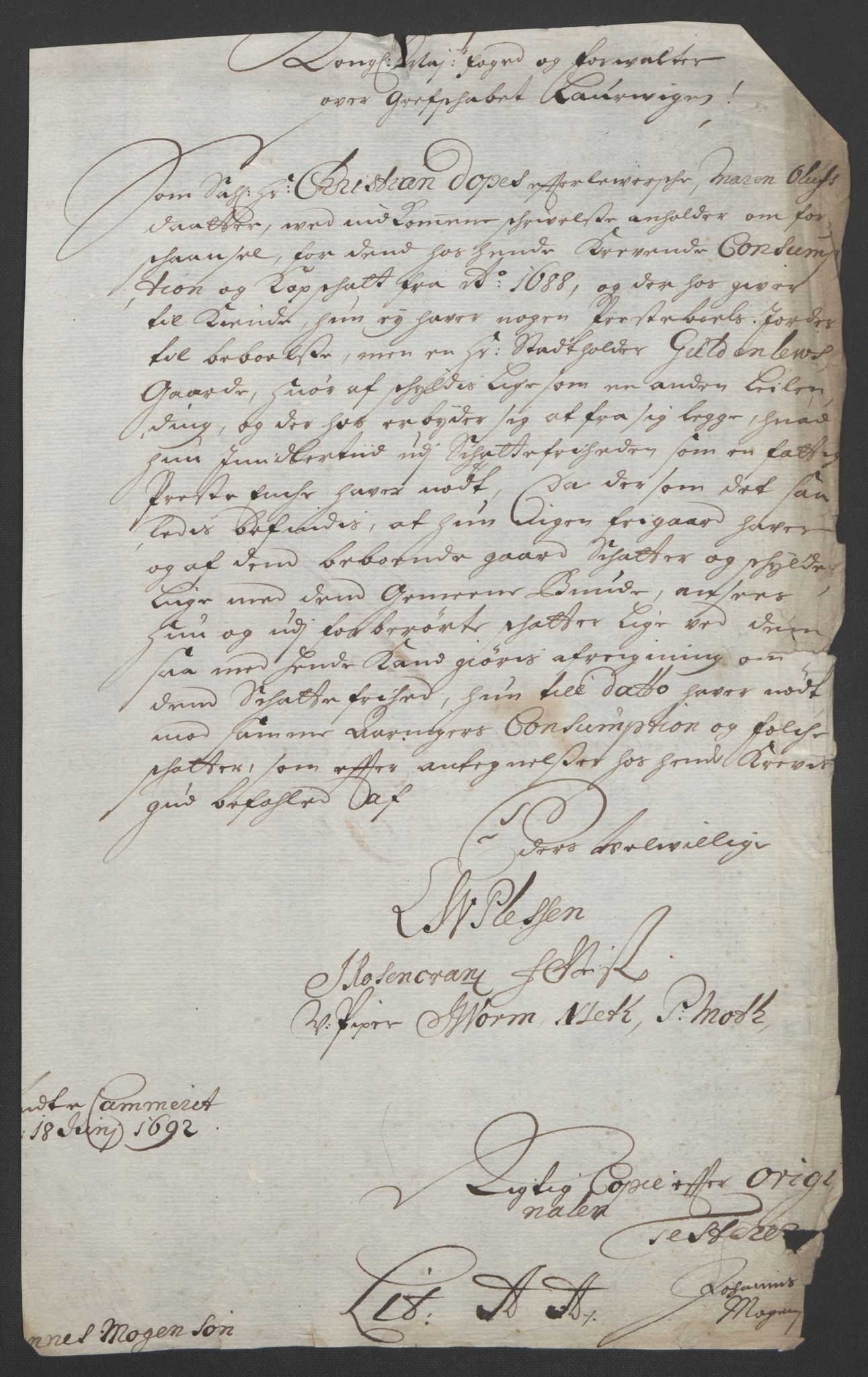 Rentekammeret inntil 1814, Reviderte regnskaper, Fogderegnskap, AV/RA-EA-4092/R33/L1973: Fogderegnskap Larvik grevskap, 1692, p. 214