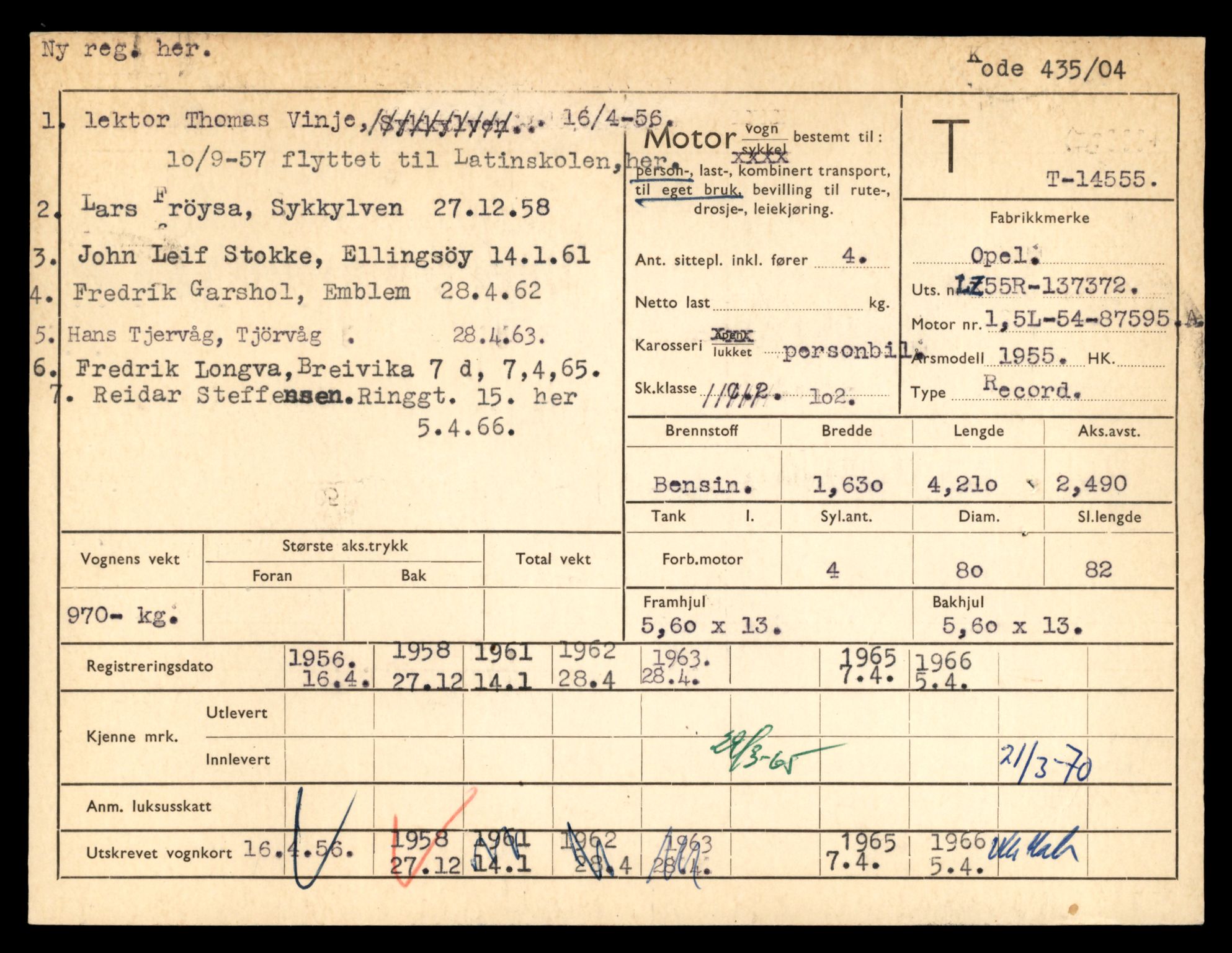 Møre og Romsdal vegkontor - Ålesund trafikkstasjon, AV/SAT-A-4099/F/Fe/L0046: Registreringskort for kjøretøy T 14445 - T 14579, 1927-1998