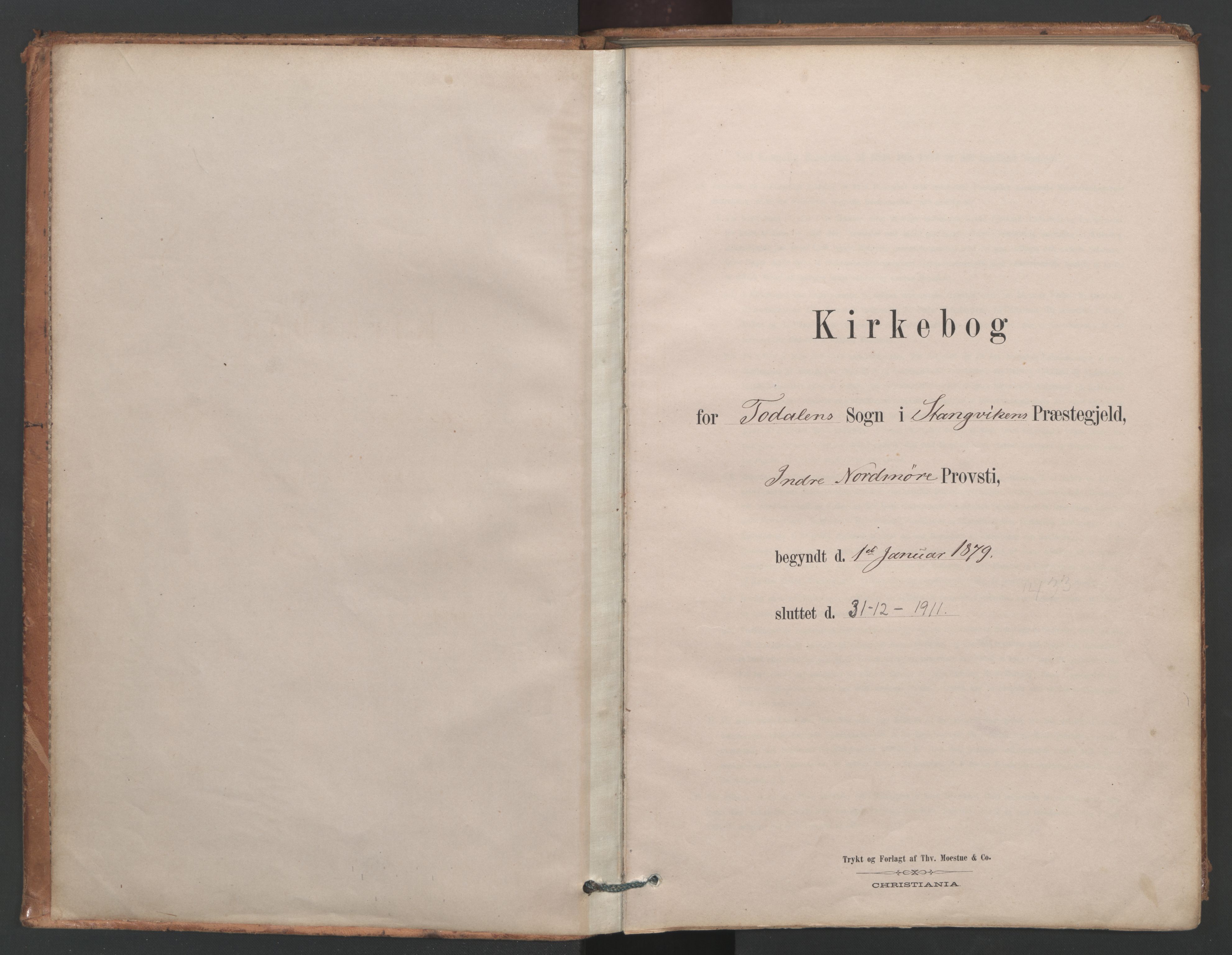 Ministerialprotokoller, klokkerbøker og fødselsregistre - Møre og Romsdal, SAT/A-1454/593/L1034: Parish register (official) no. 593A01, 1879-1911