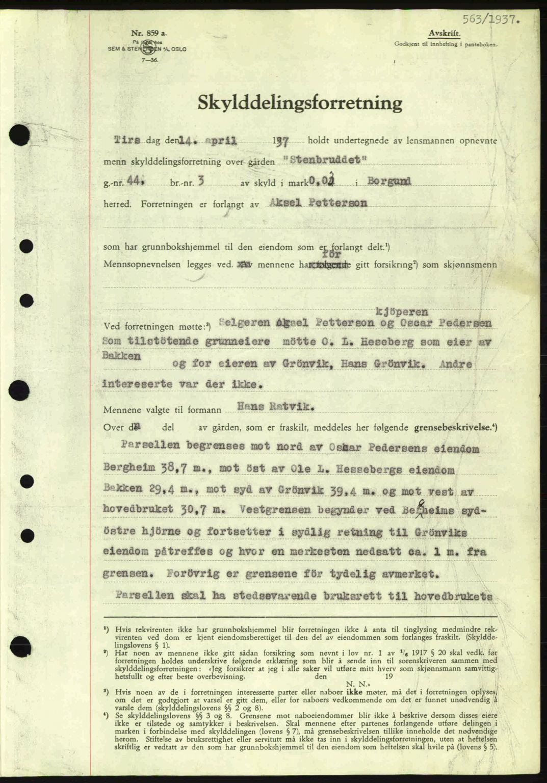 Nordre Sunnmøre sorenskriveri, AV/SAT-A-0006/1/2/2C/2Ca: Mortgage book no. A2, 1936-1937, Diary no: : 563/1937