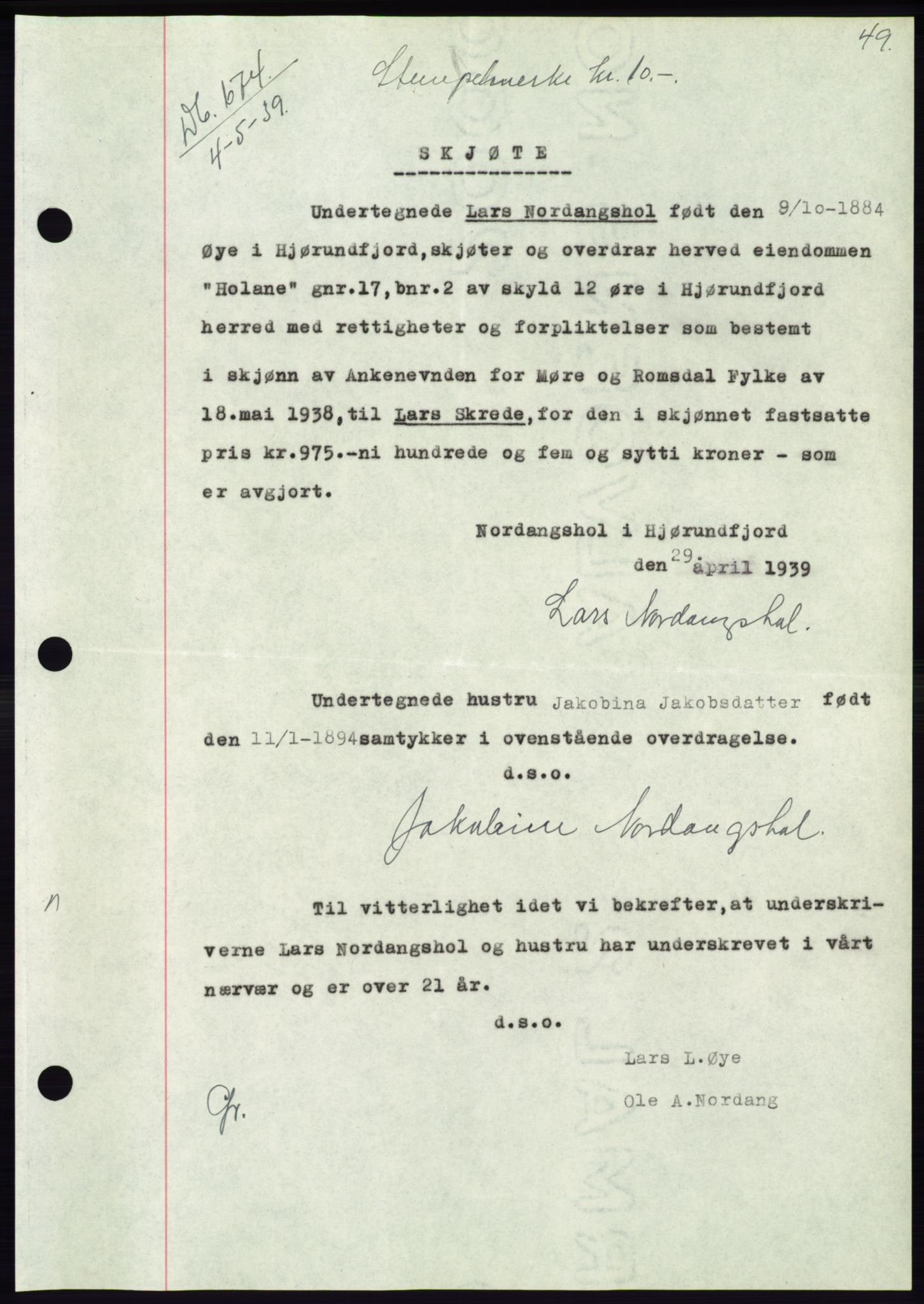 Søre Sunnmøre sorenskriveri, AV/SAT-A-4122/1/2/2C/L0068: Mortgage book no. 62, 1939-1939, Diary no: : 674/1939