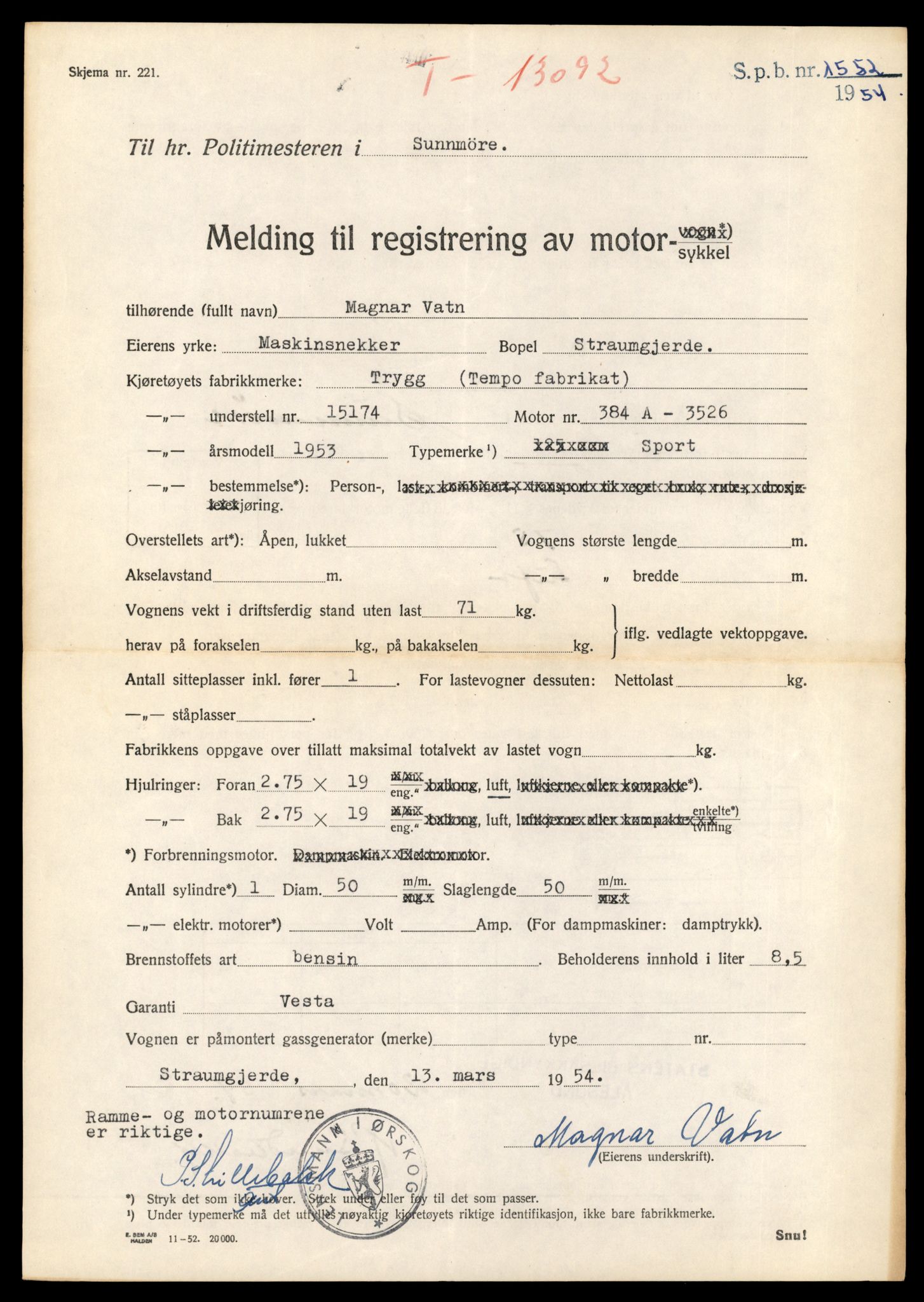 Møre og Romsdal vegkontor - Ålesund trafikkstasjon, AV/SAT-A-4099/F/Fe/L0037: Registreringskort for kjøretøy T 13031 - T 13179, 1927-1998, p. 1241
