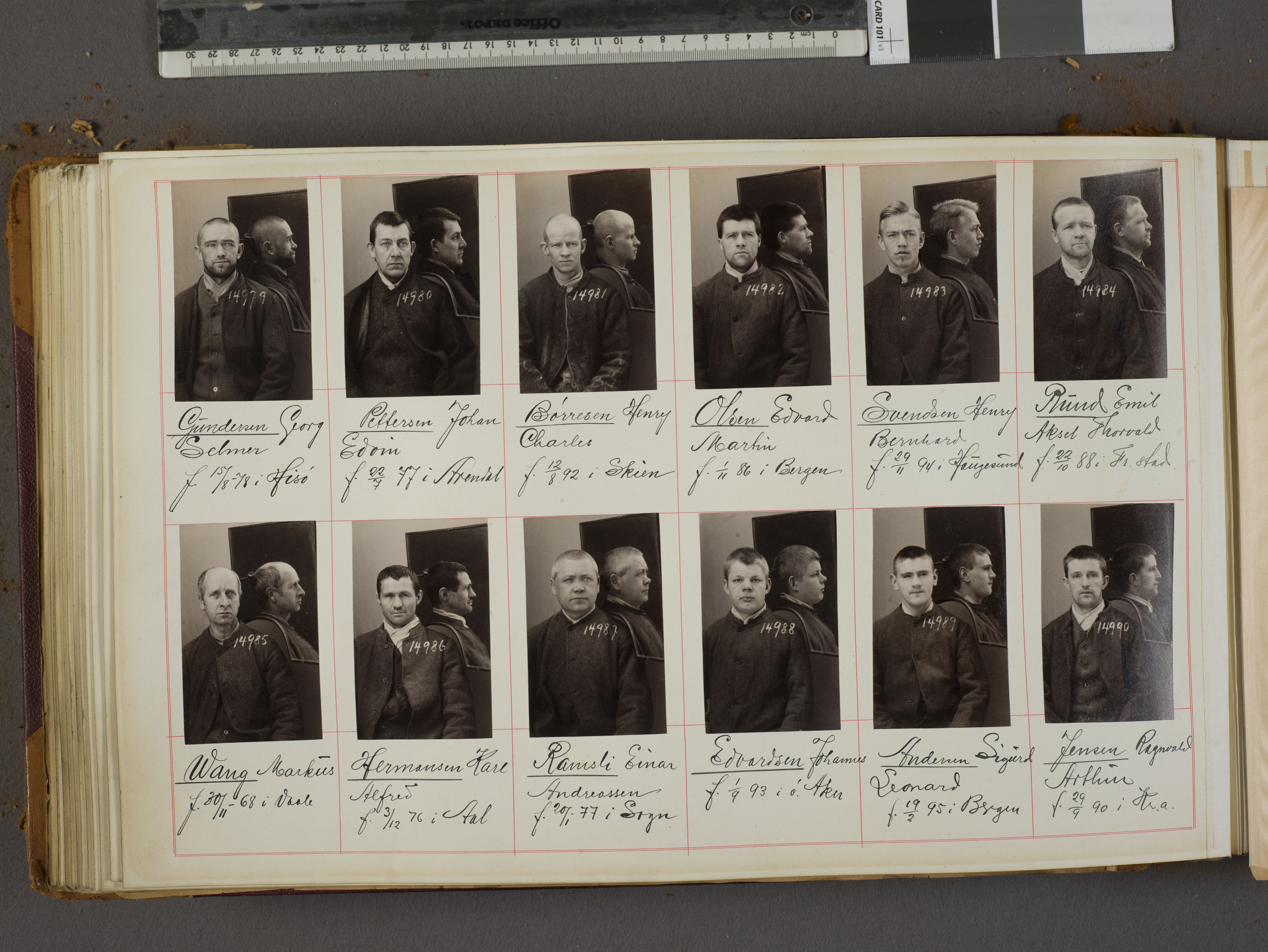 Oslo politikammer, Kriminalavdelingen, AV/SAO-A-11137/U/Ua/L0017: Forbryteralbum, 1915-1920, p. 24
