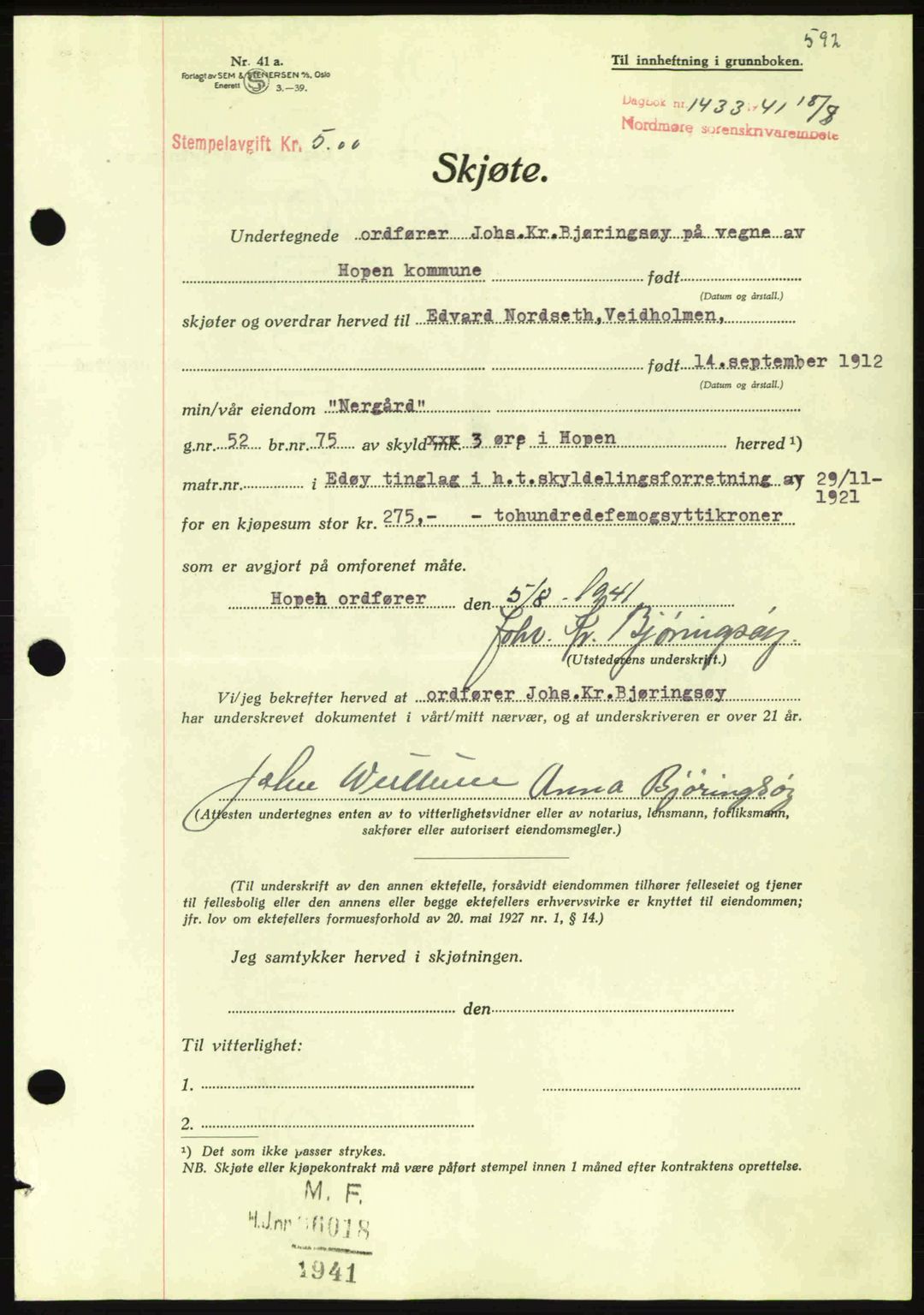 Nordmøre sorenskriveri, AV/SAT-A-4132/1/2/2Ca: Mortgage book no. A90, 1941-1941, Diary no: : 1433/1941