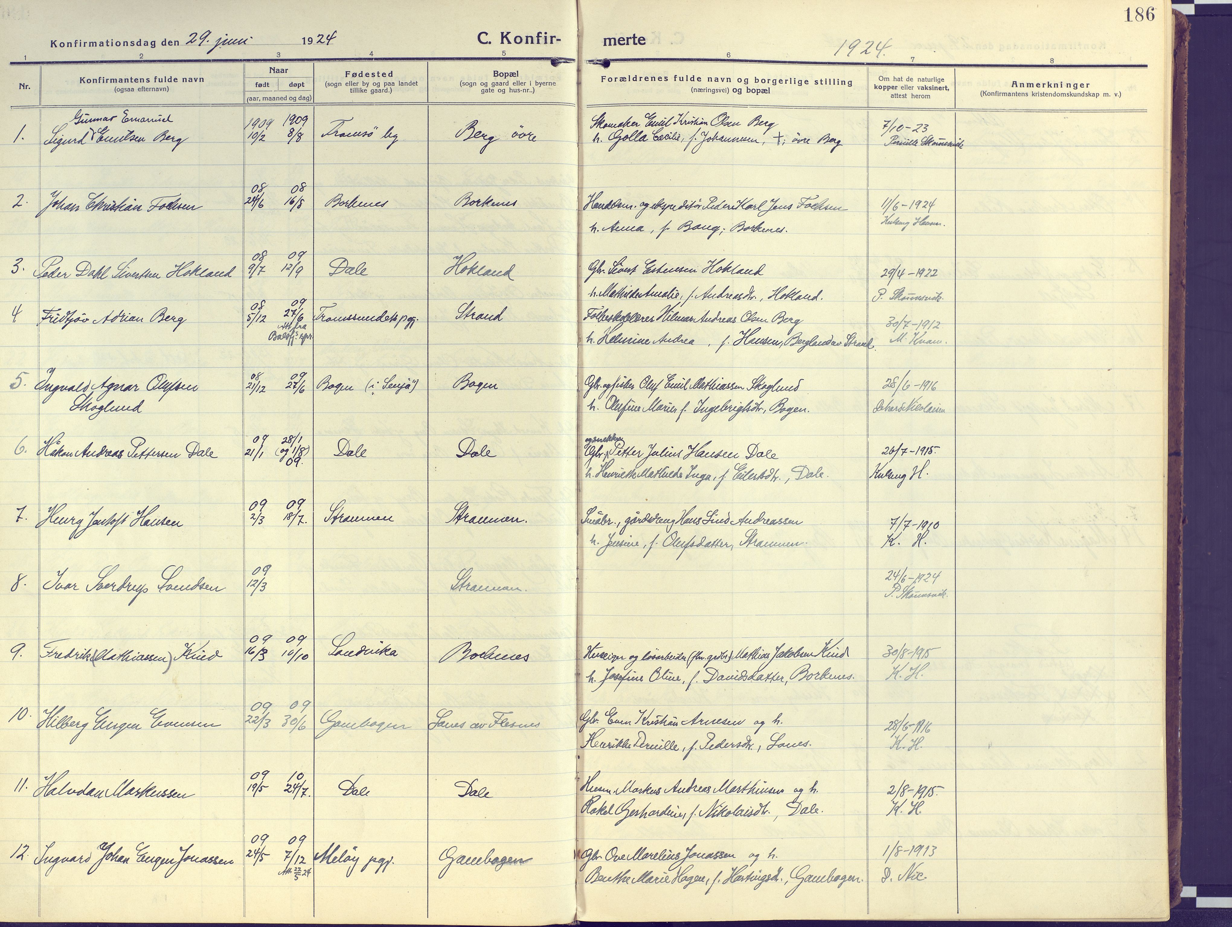 Kvæfjord sokneprestkontor, AV/SATØ-S-1323/G/Ga/Gaa/L0007kirke: Parish register (official) no. 7, 1915-1931, p. 186