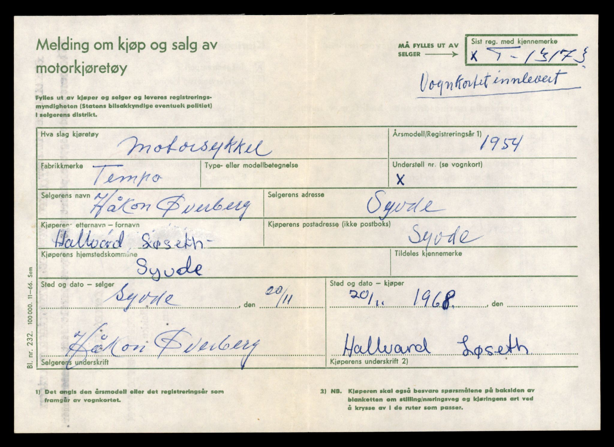 Møre og Romsdal vegkontor - Ålesund trafikkstasjon, AV/SAT-A-4099/F/Fe/L0037: Registreringskort for kjøretøy T 13031 - T 13179, 1927-1998, p. 2784